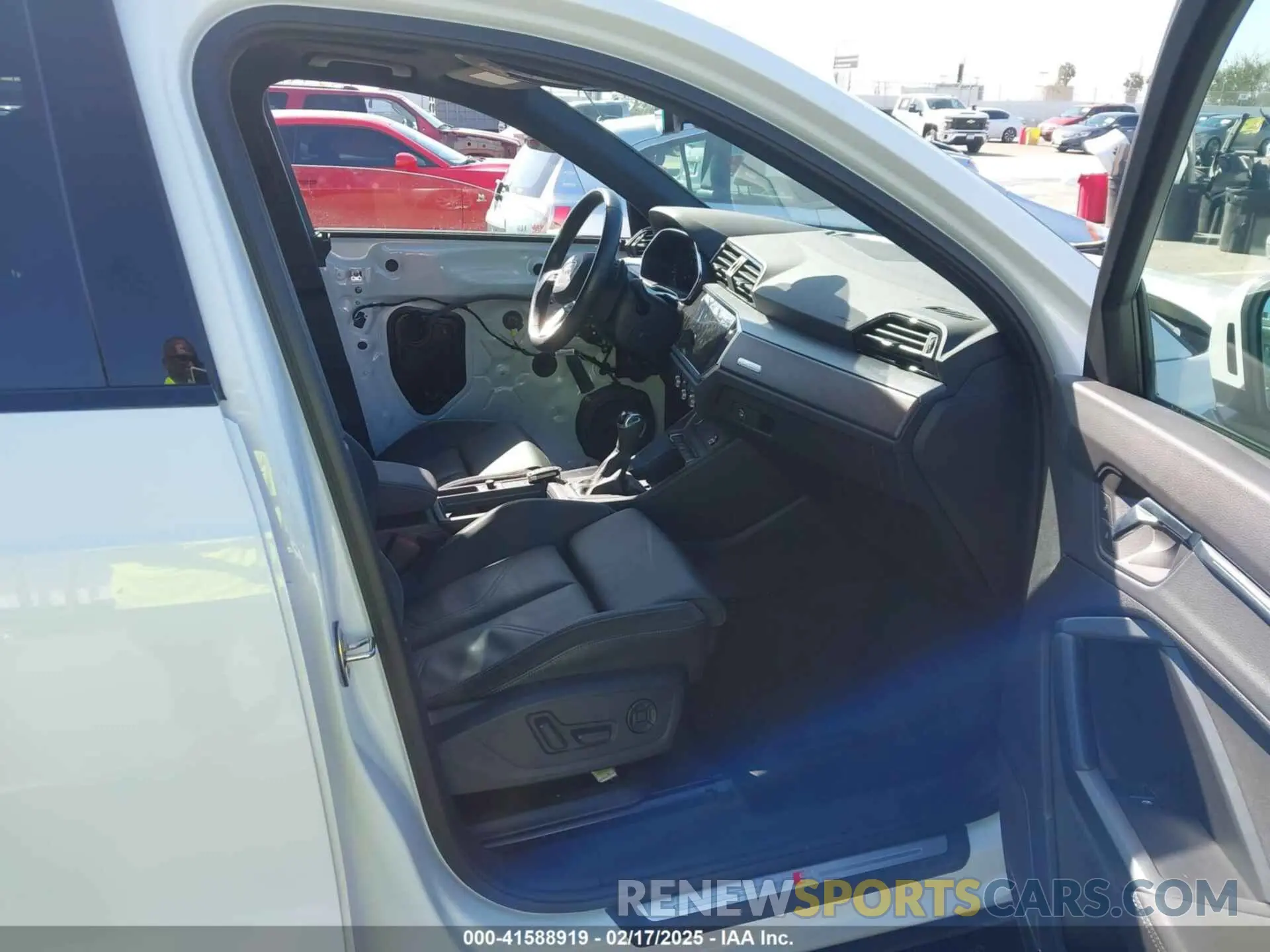 5 Photograph of a damaged car WA1EECF31M1063905 AUDI Q3 2021
