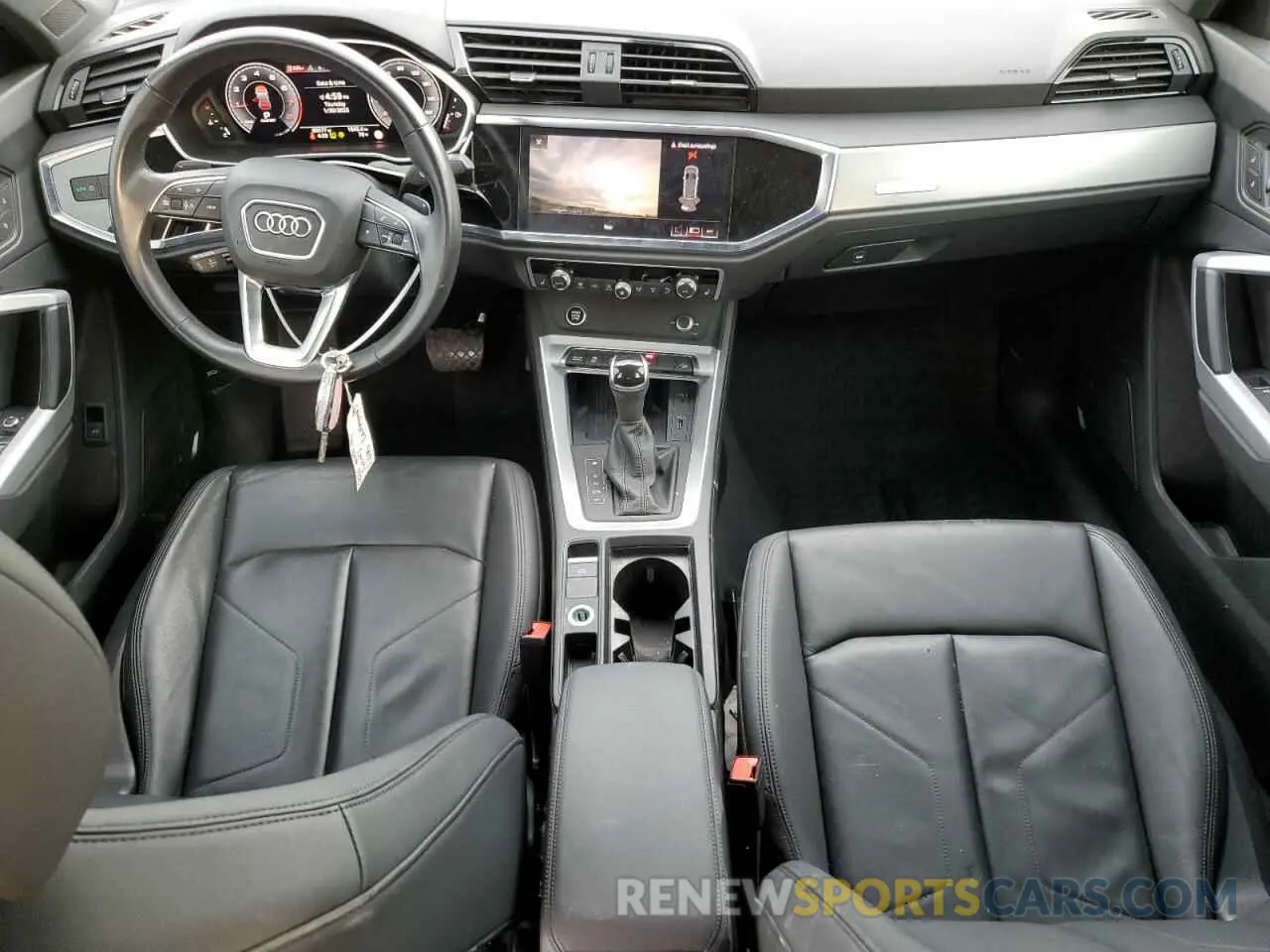 8 Photograph of a damaged car WA1EECF31M1099867 AUDI Q3 2021
