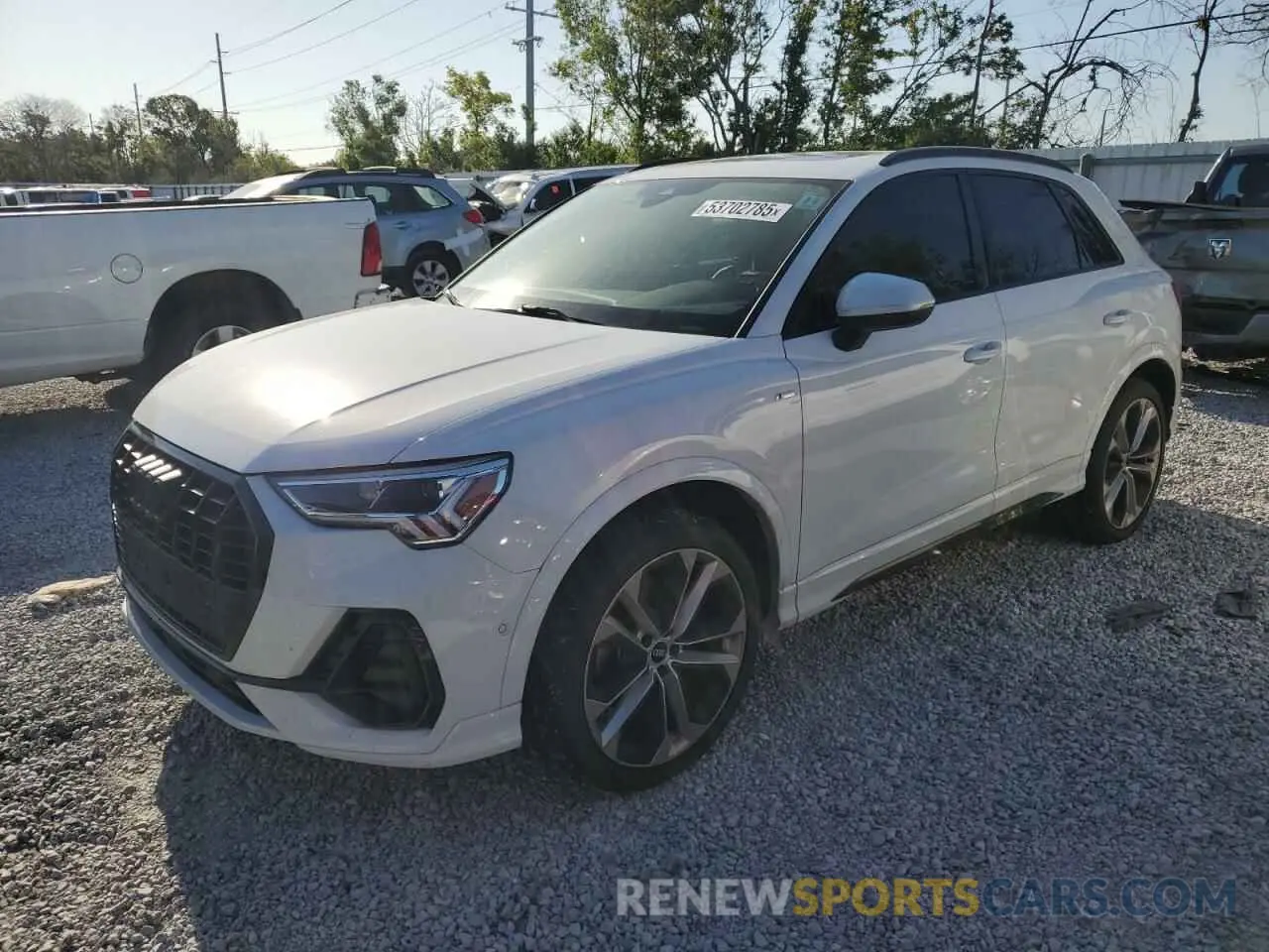 1 Photograph of a damaged car WA1EECF31M1103352 AUDI Q3 2021