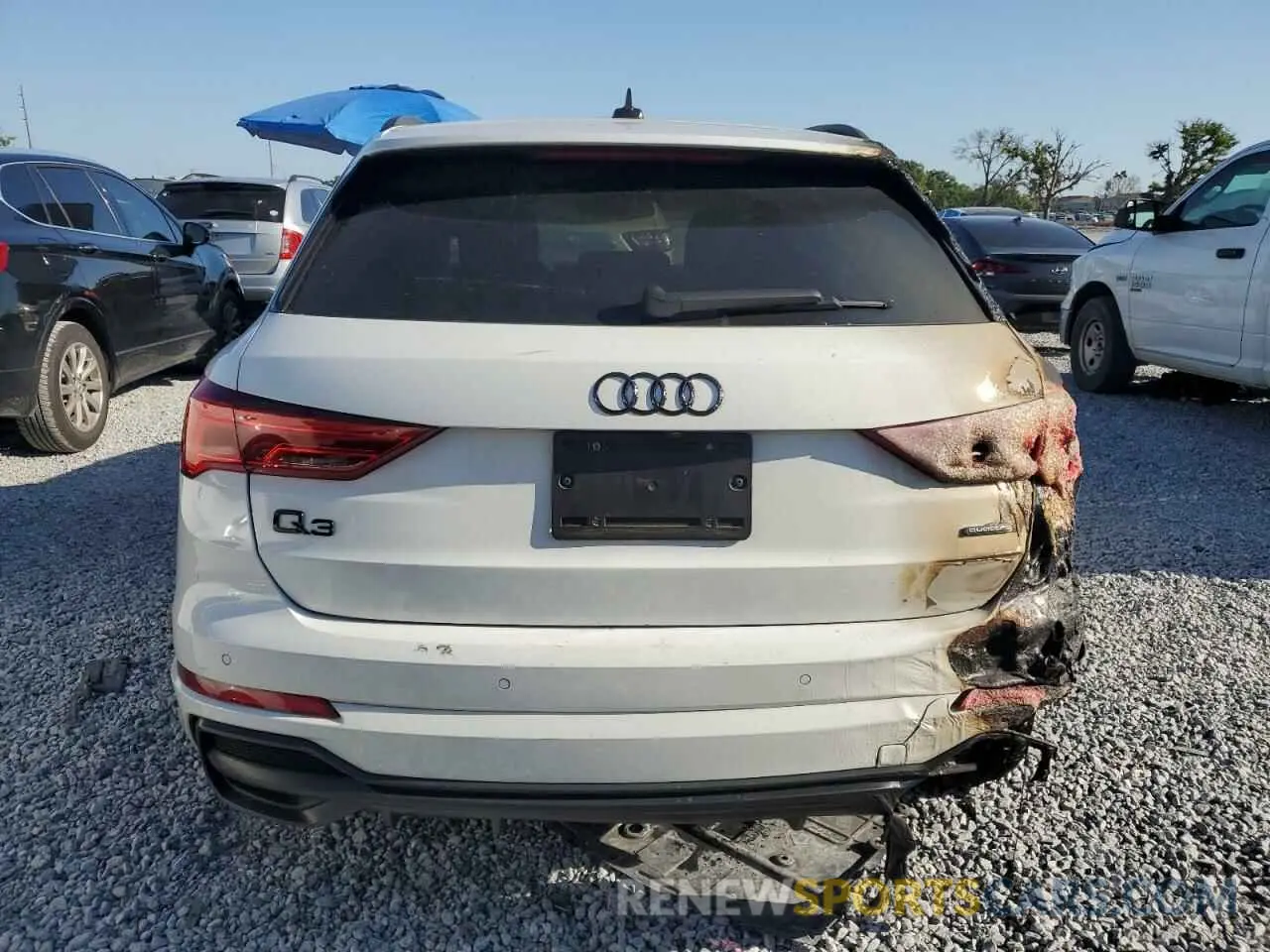 6 Photograph of a damaged car WA1EECF31M1103352 AUDI Q3 2021