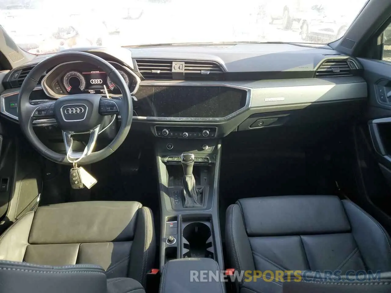 8 Photograph of a damaged car WA1EECF31M1103352 AUDI Q3 2021