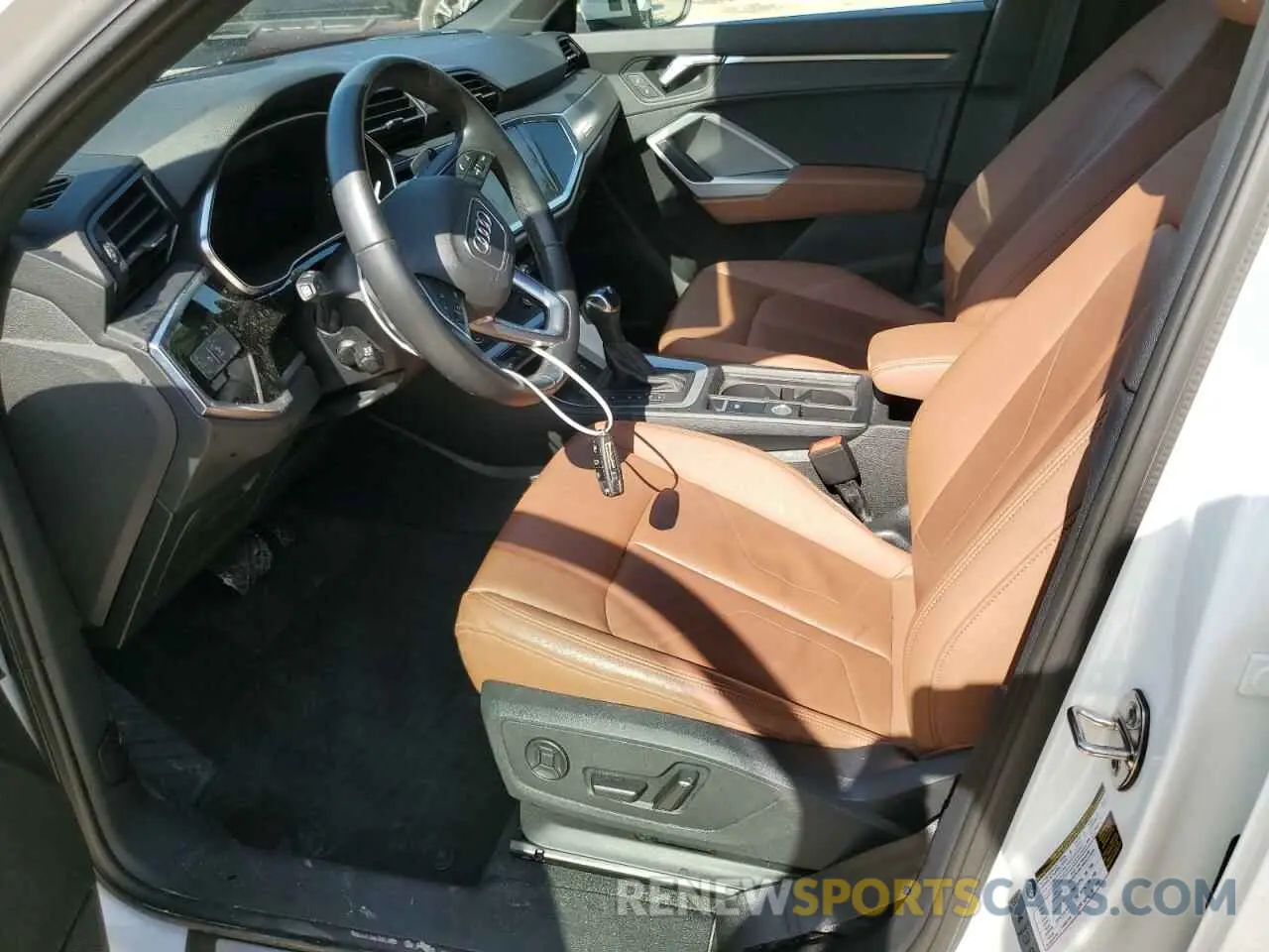 7 Photograph of a damaged car WA1EECF31M1117218 AUDI Q3 2021
