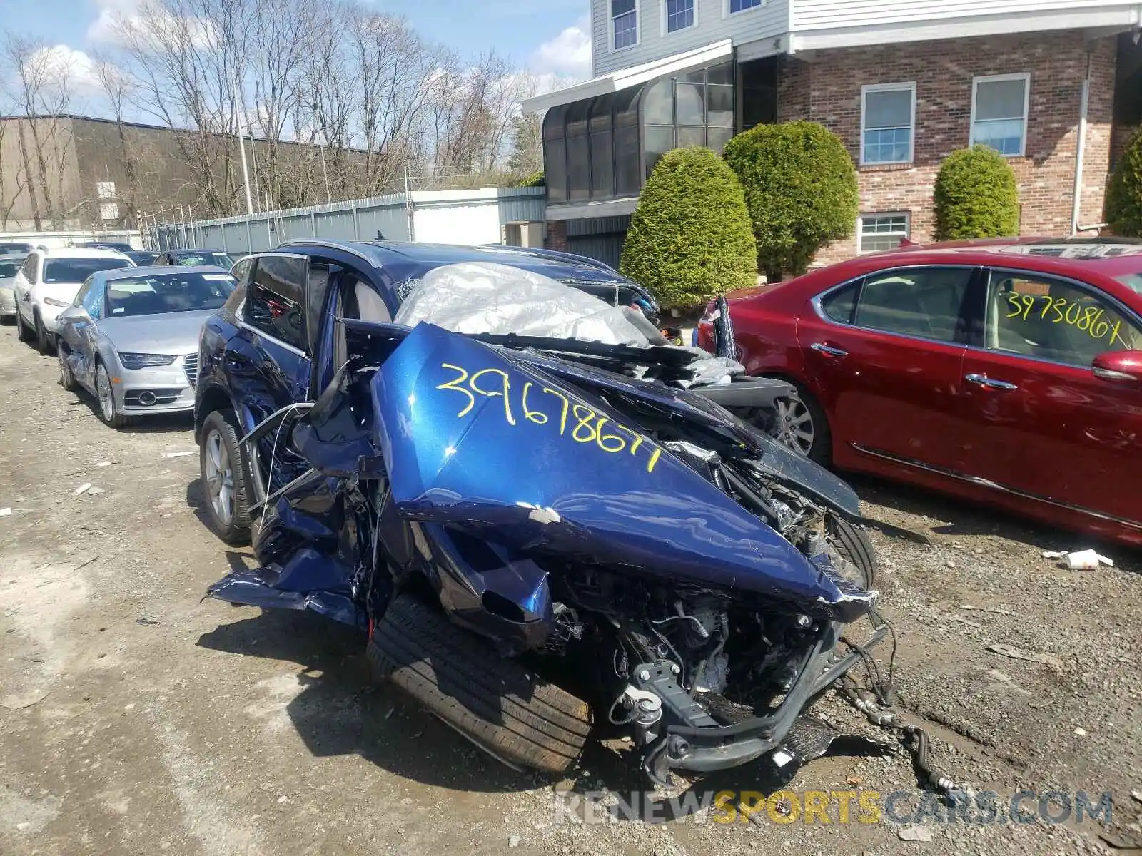 10 Photograph of a damaged car WA1EECF32M1019685 AUDI Q3 2021