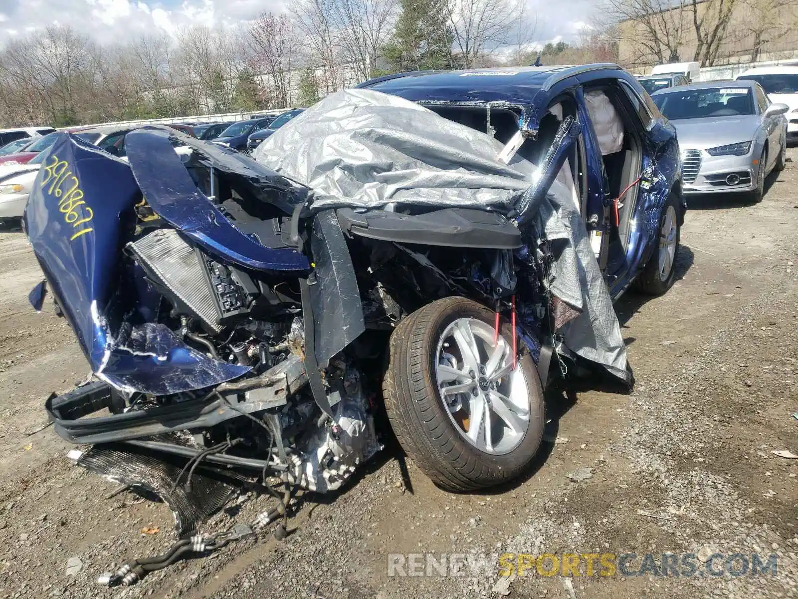 2 Photograph of a damaged car WA1EECF32M1019685 AUDI Q3 2021