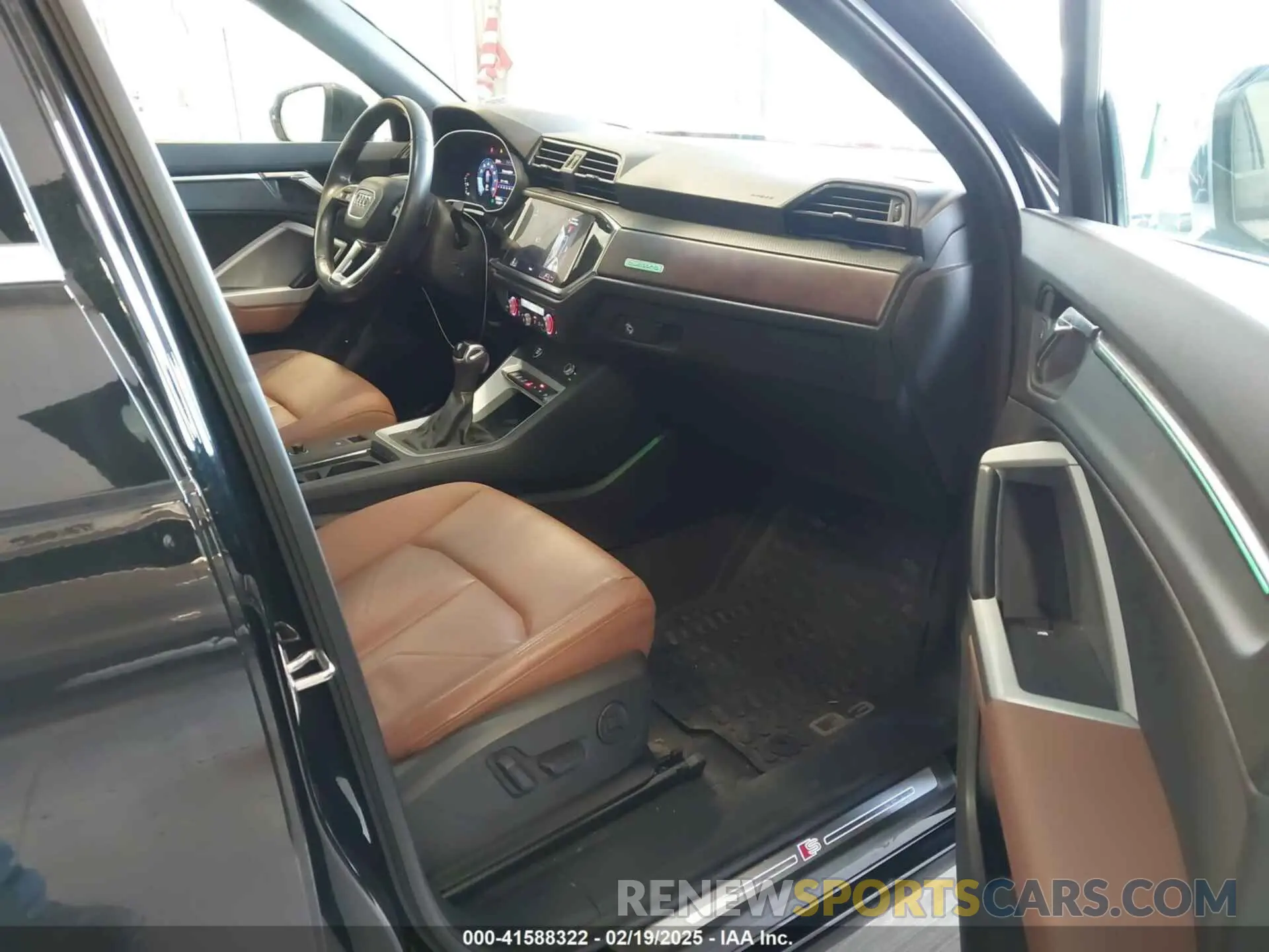 5 Photograph of a damaged car WA1EECF32M1054629 AUDI Q3 2021