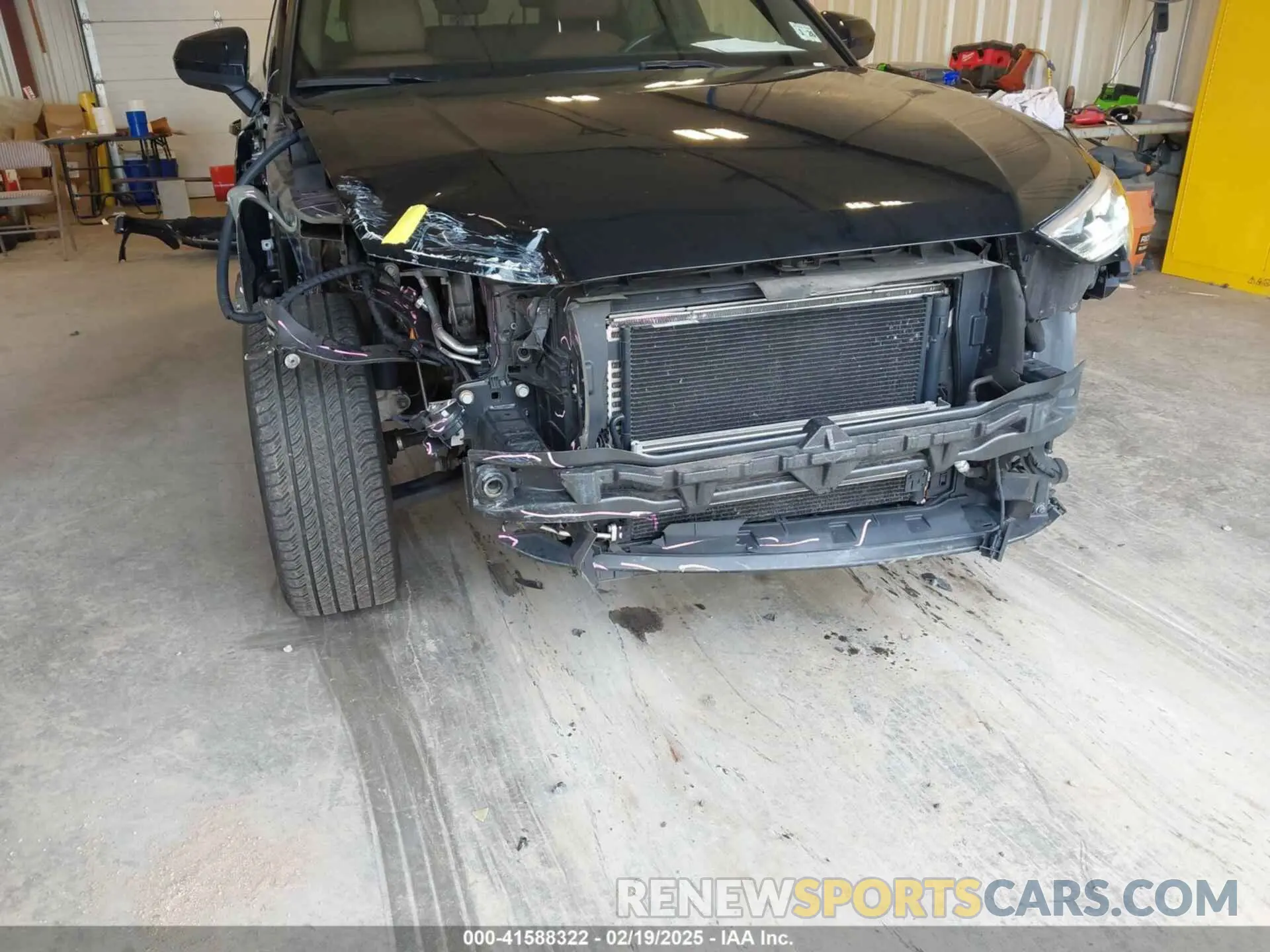 6 Photograph of a damaged car WA1EECF32M1054629 AUDI Q3 2021
