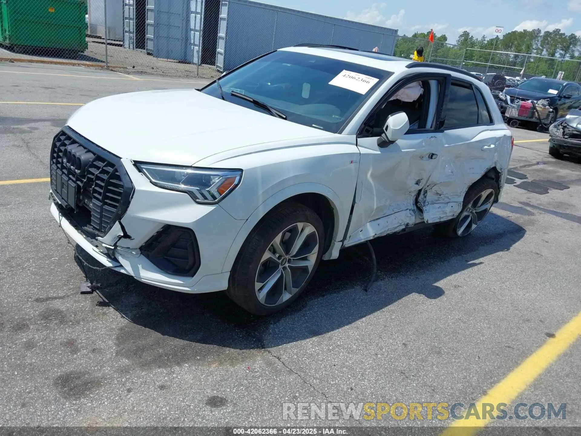 2 Photograph of a damaged car WA1EECF33M1024605 AUDI Q3 2021