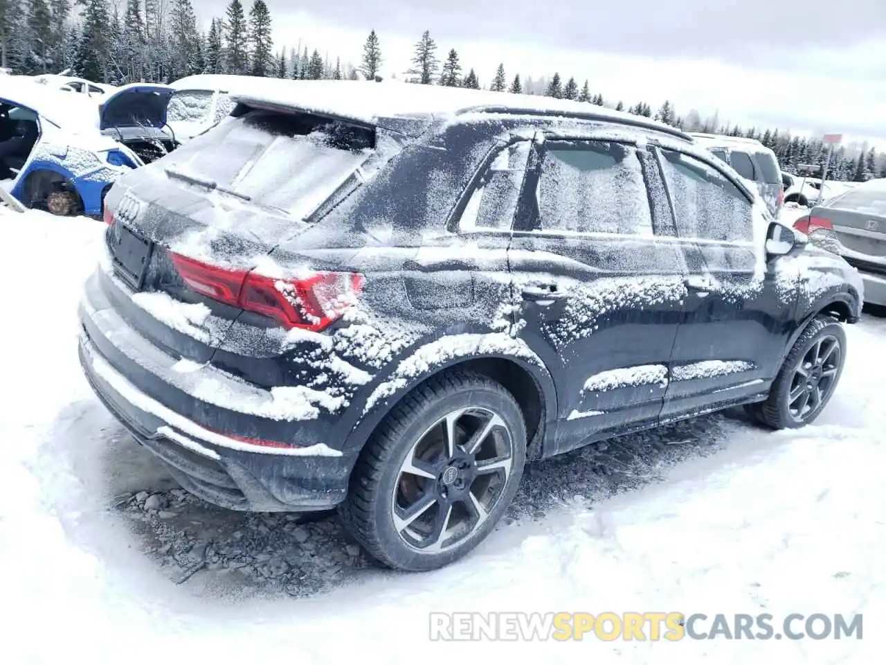 3 Photograph of a damaged car WA1EECF33M1091365 AUDI Q3 2021