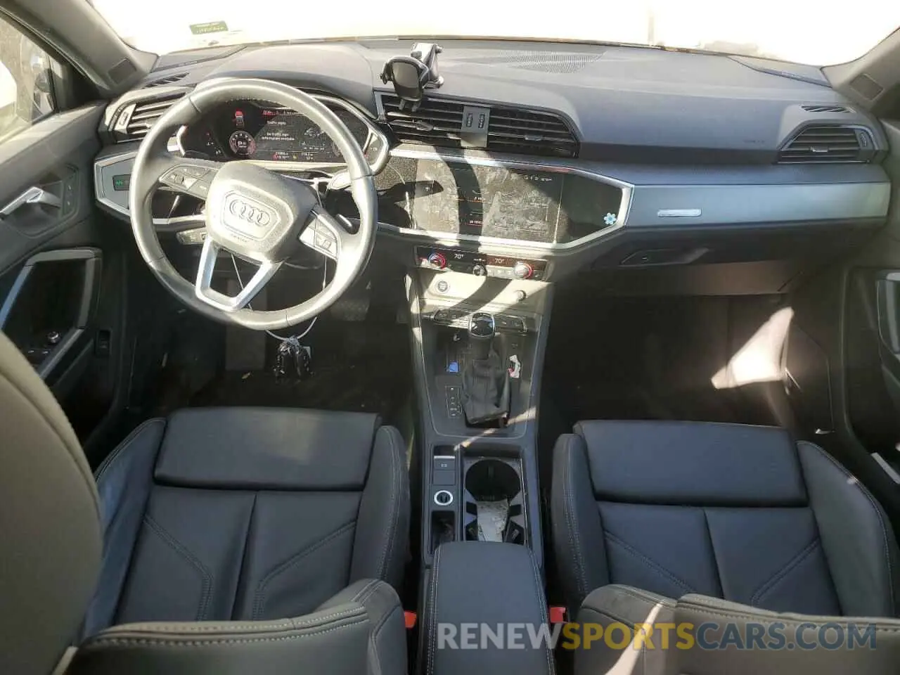 8 Photograph of a damaged car WA1EECF33M1130844 AUDI Q3 2021