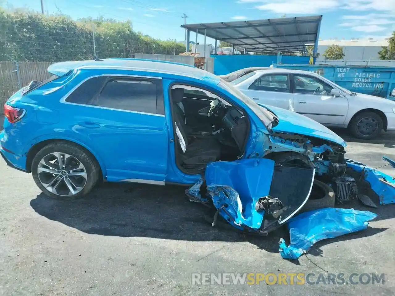 9 Photograph of a damaged car WA1EECF34M1014200 AUDI Q3 2021