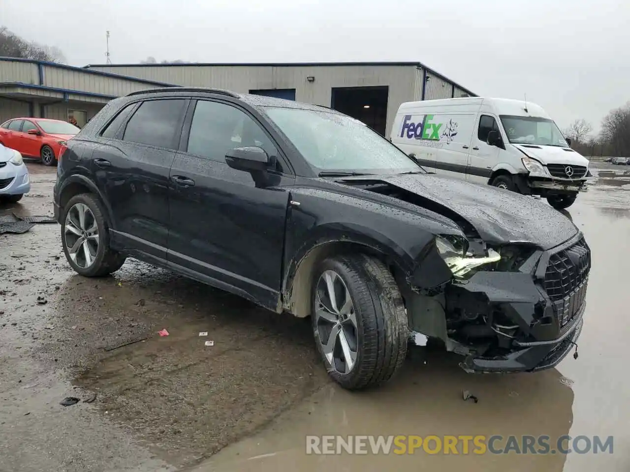 4 Photograph of a damaged car WA1EECF34M1140900 AUDI Q3 2021