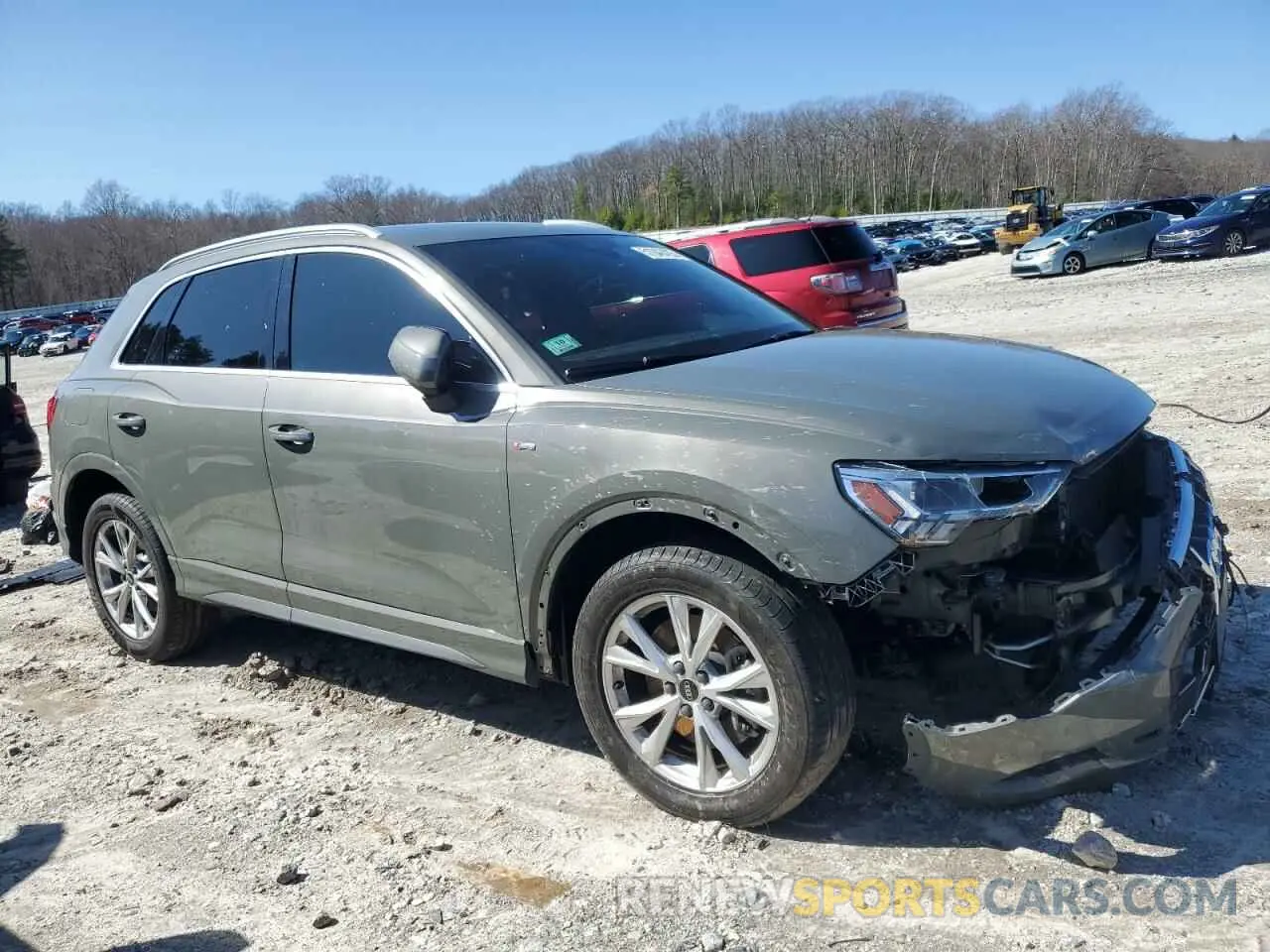 4 Photograph of a damaged car WA1EECF35M1056004 AUDI Q3 2021