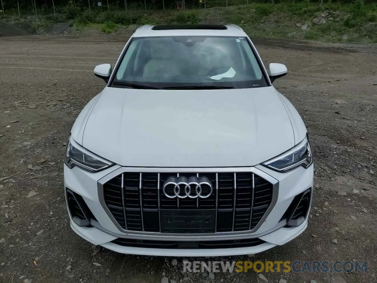 5 Photograph of a damaged car WA1EECF35M1128691 AUDI Q3 2021