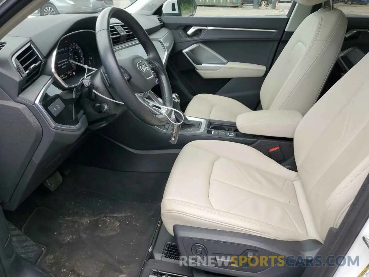 7 Photograph of a damaged car WA1EECF35M1128691 AUDI Q3 2021
