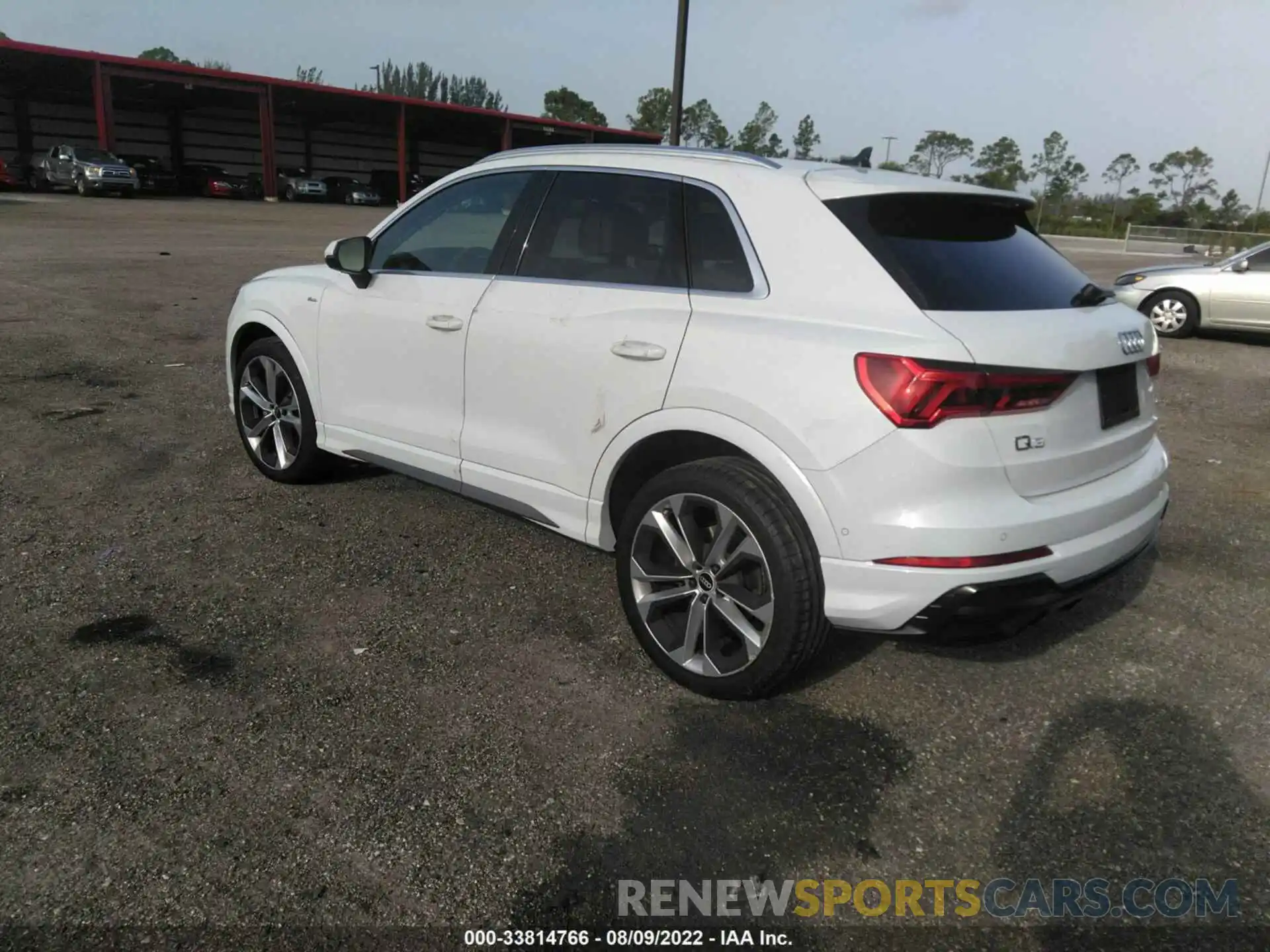 3 Photograph of a damaged car WA1EECF36M1045111 AUDI Q3 2021