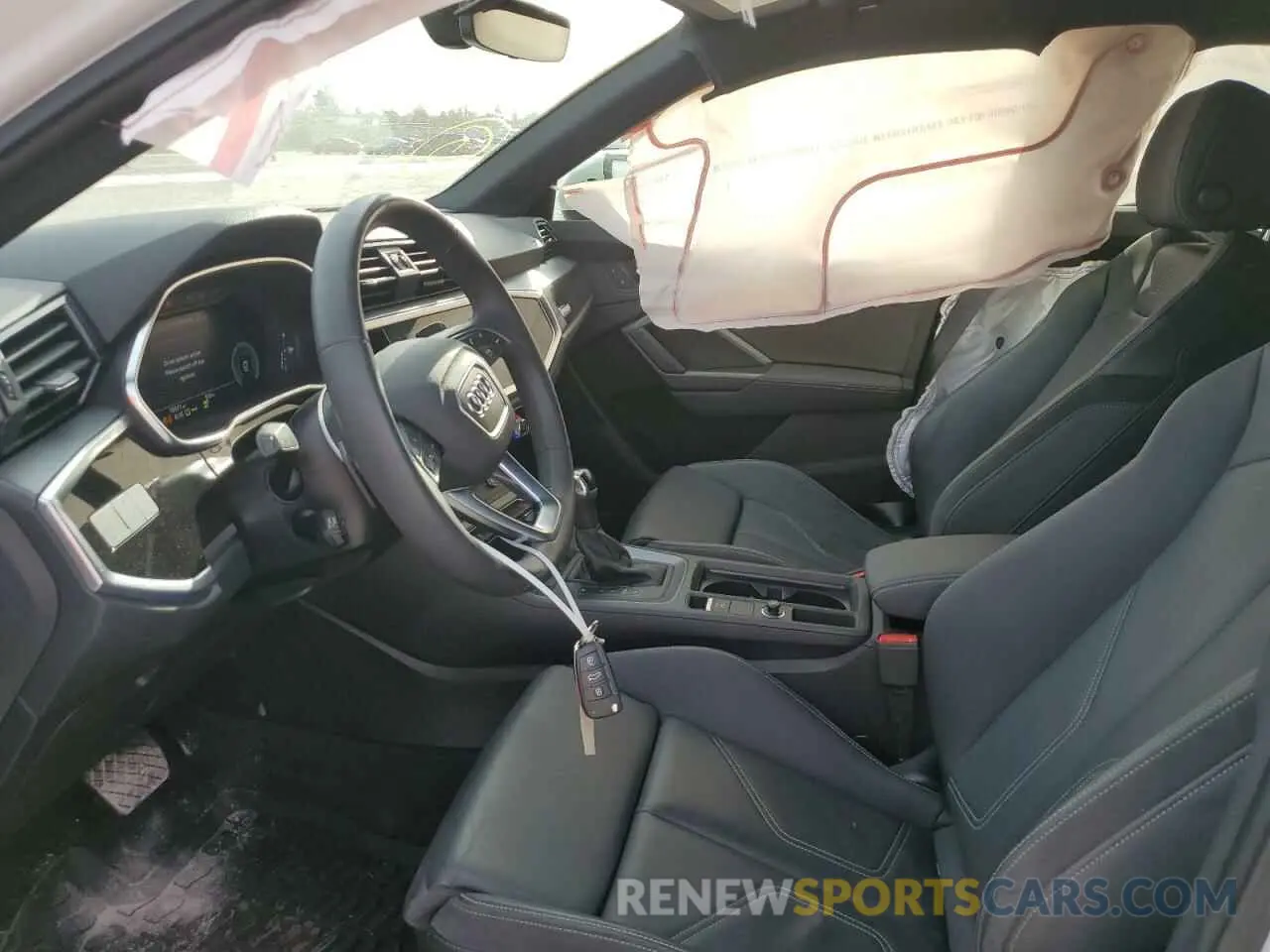 5 Photograph of a damaged car WA1EECF36M1058683 AUDI Q3 2021