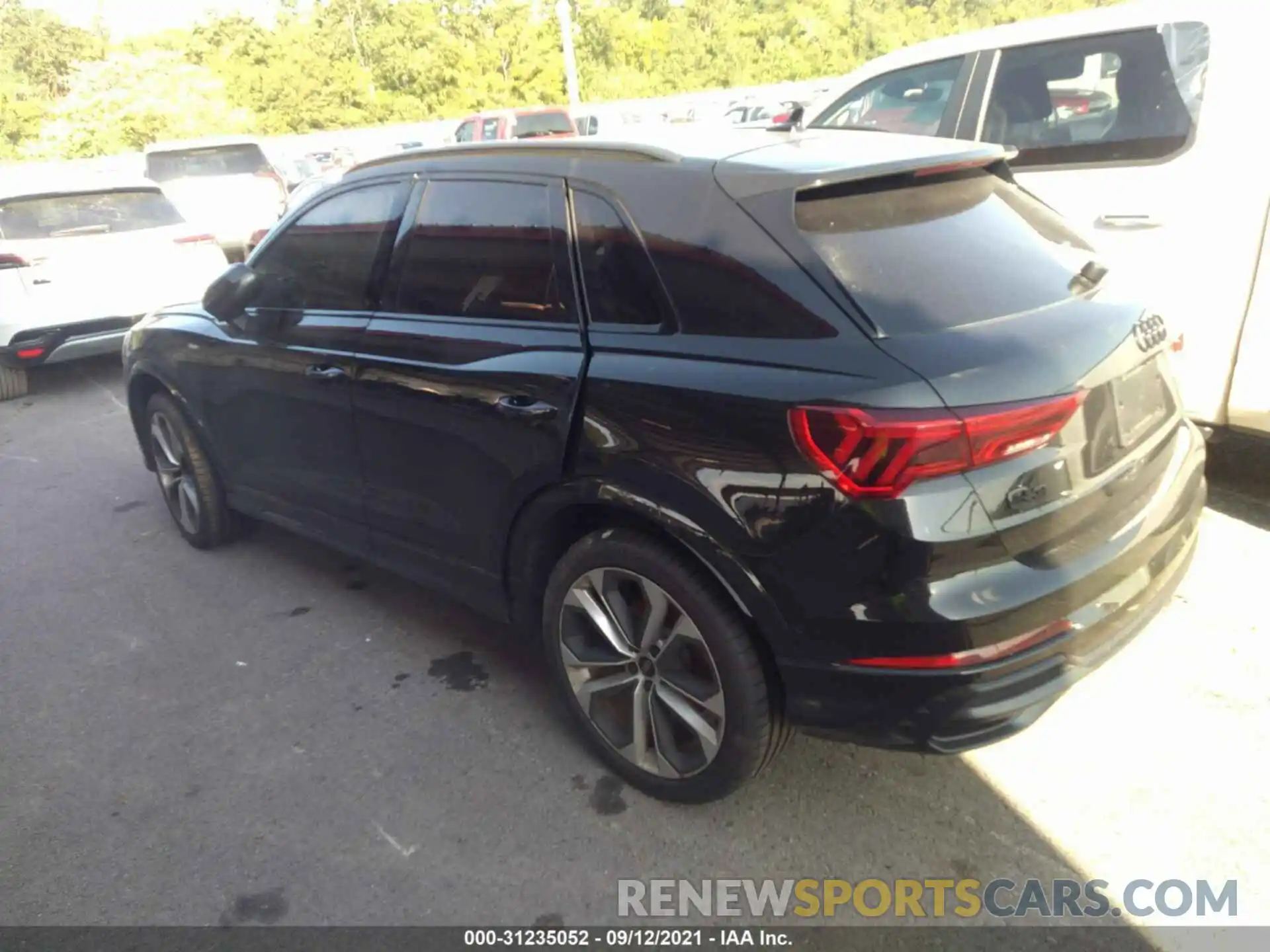 3 Photograph of a damaged car WA1EECF36M1091196 AUDI Q3 2021