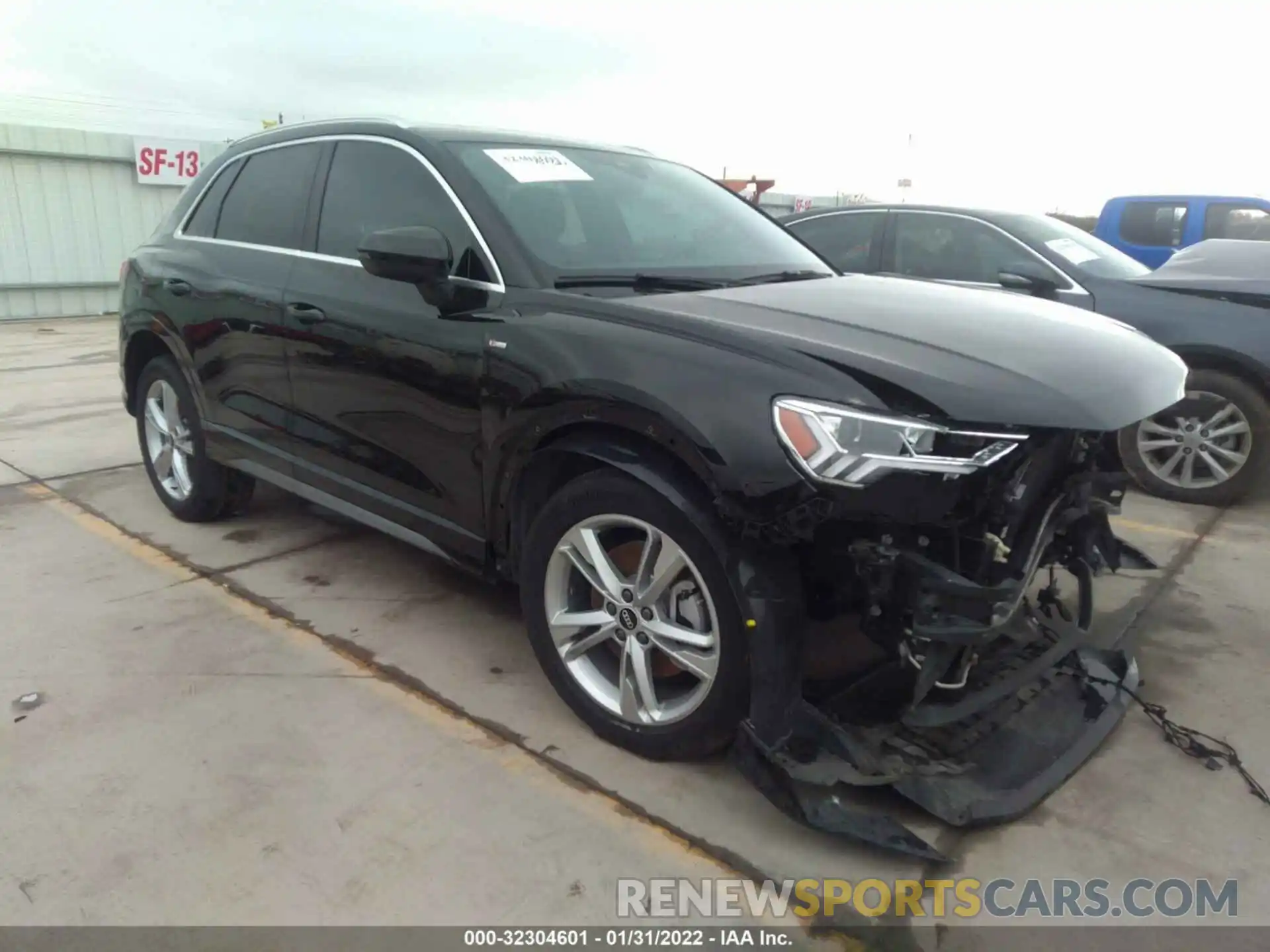 1 Photograph of a damaged car WA1EECF36M1102617 AUDI Q3 2021