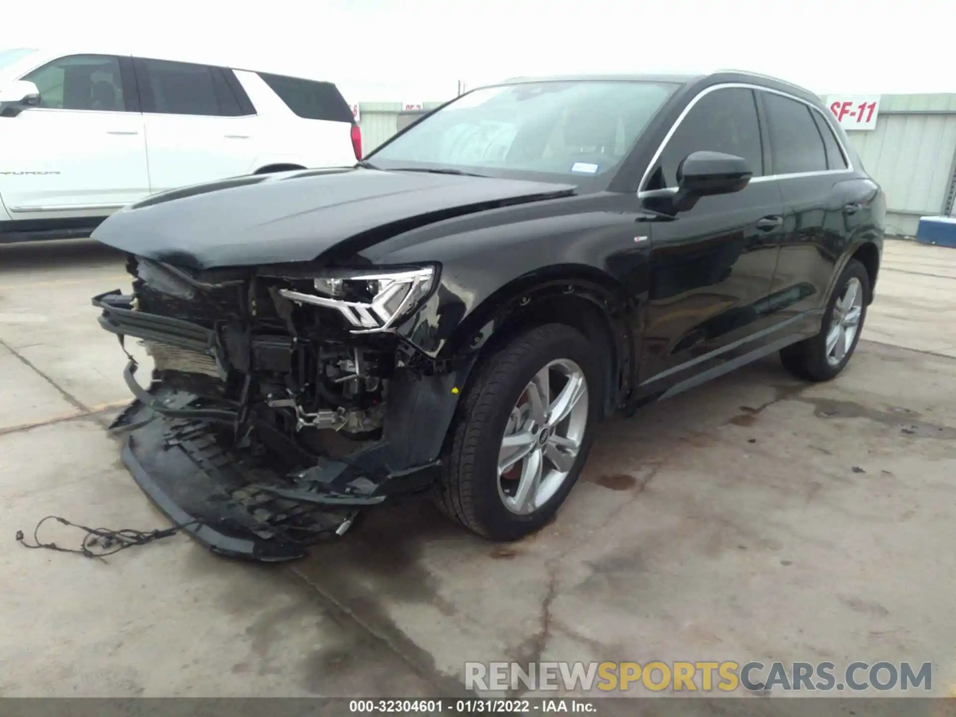 2 Photograph of a damaged car WA1EECF36M1102617 AUDI Q3 2021