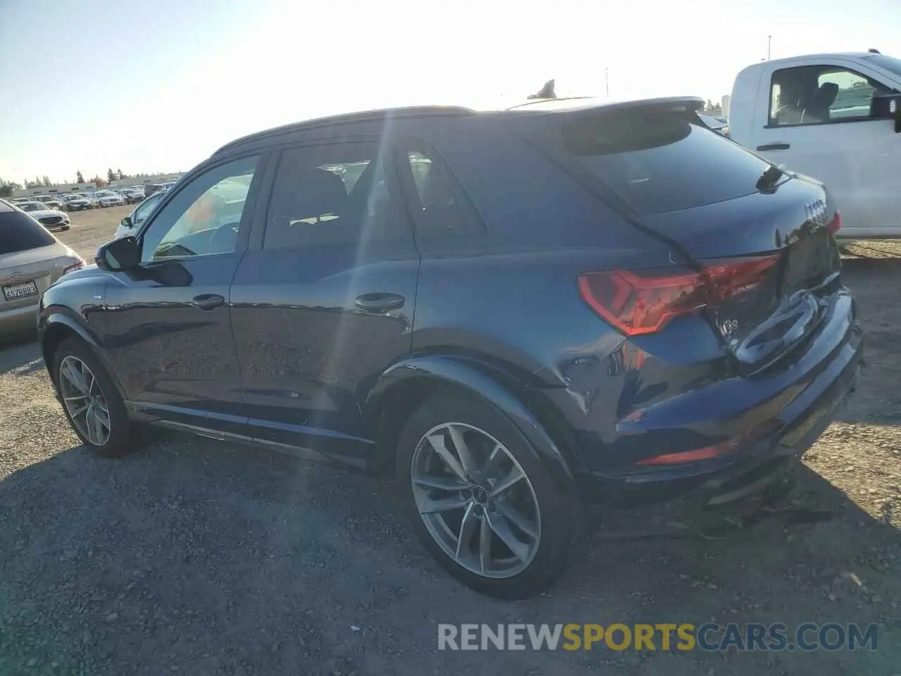 2 Photograph of a damaged car WA1EECF37M1055694 AUDI Q3 2021