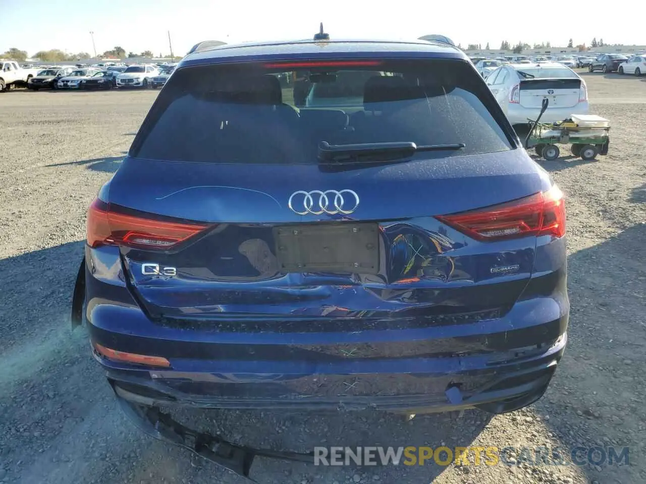6 Photograph of a damaged car WA1EECF37M1055694 AUDI Q3 2021