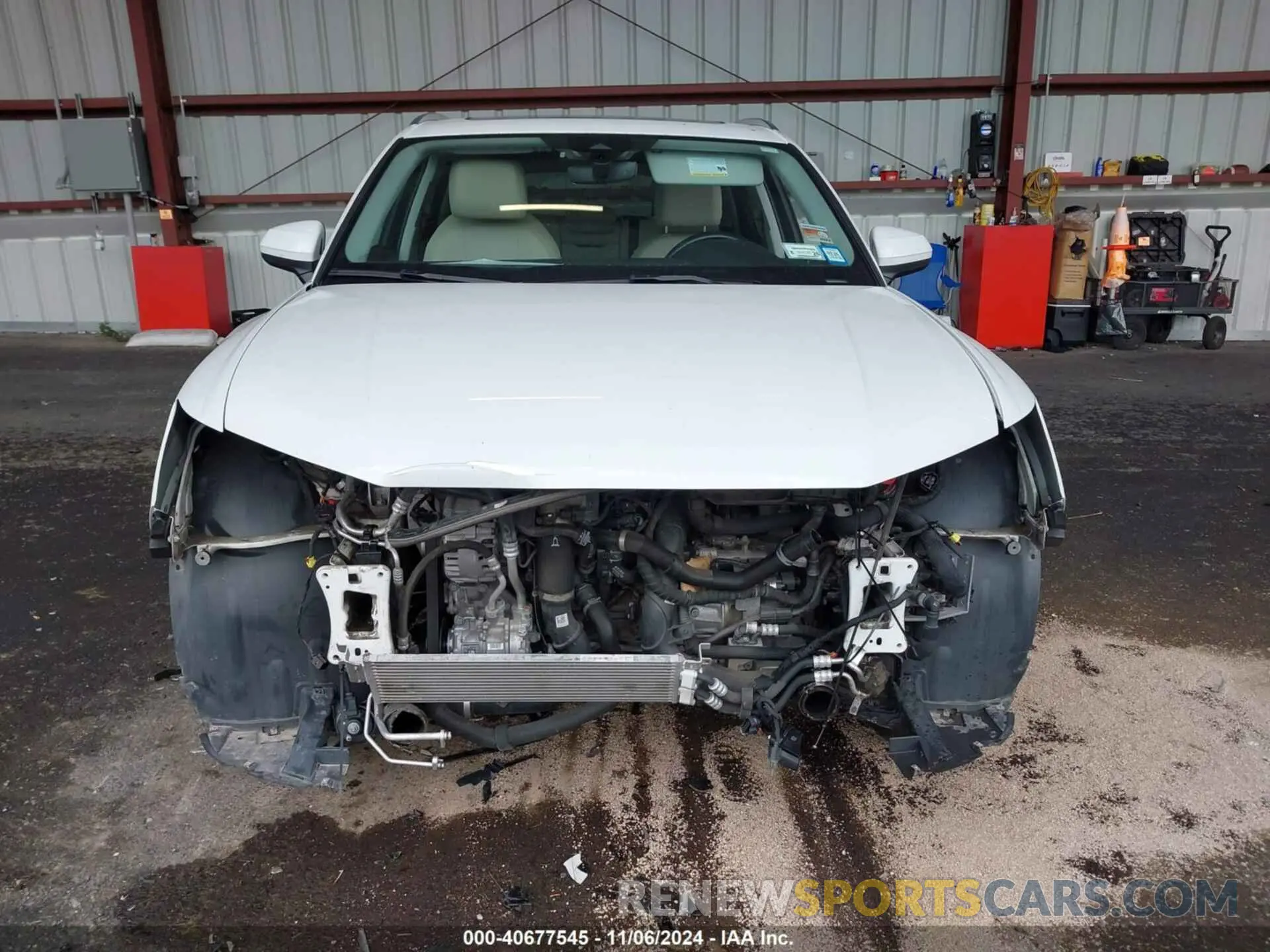 13 Photograph of a damaged car WA1EECF37M1108166 AUDI Q3 2021