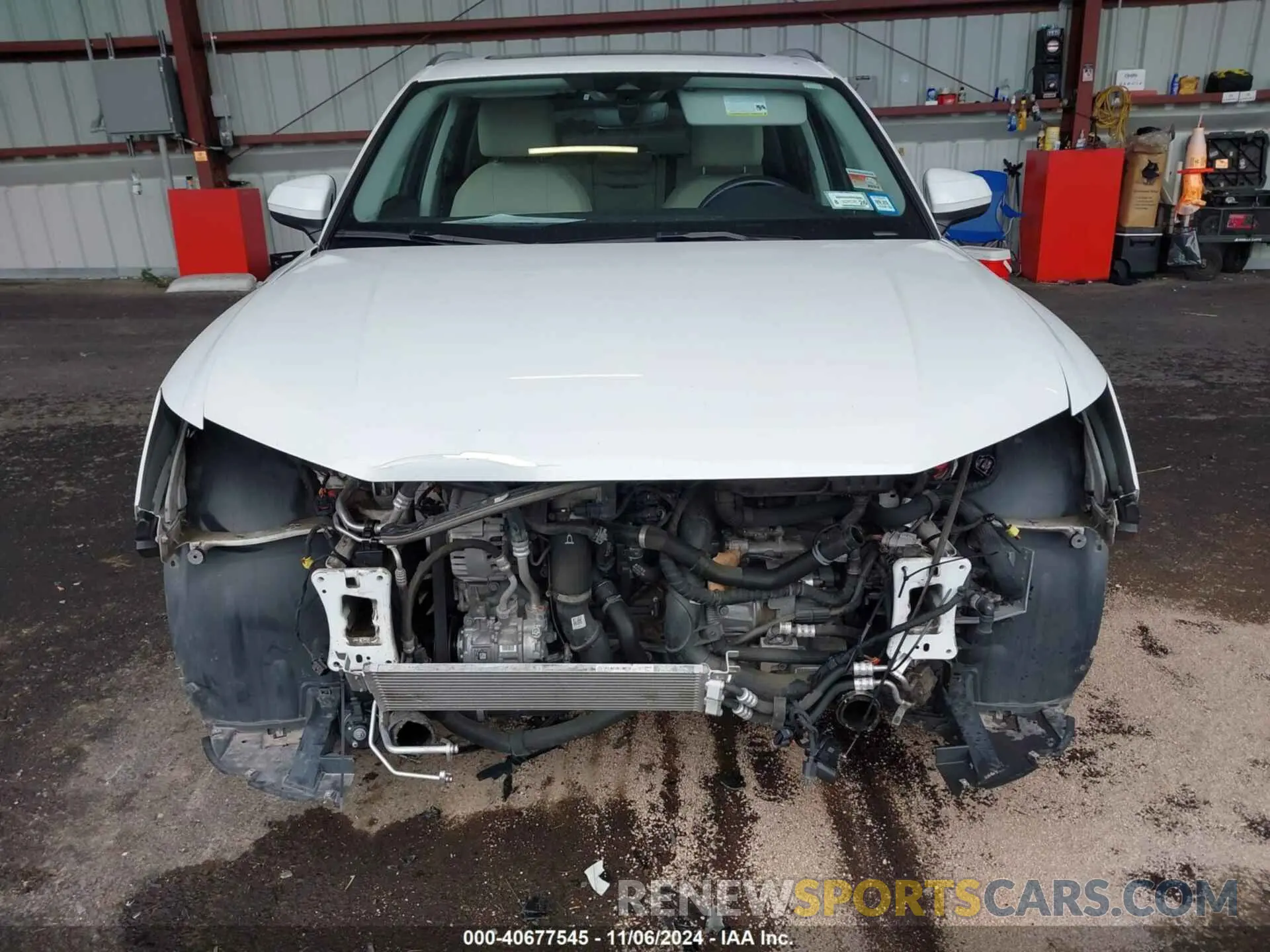 6 Photograph of a damaged car WA1EECF37M1108166 AUDI Q3 2021