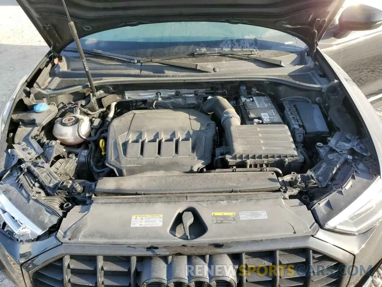 14 Photograph of a damaged car WA1EECF37M1109365 AUDI Q3 2021
