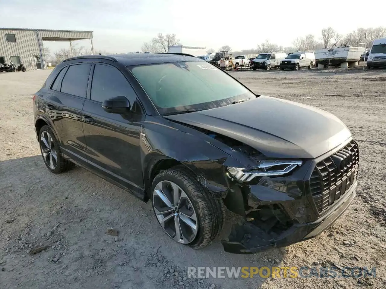 4 Photograph of a damaged car WA1EECF37M1109365 AUDI Q3 2021