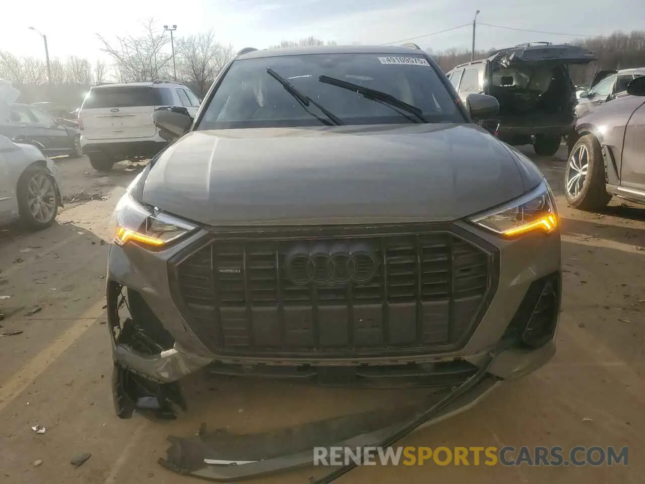 5 Photograph of a damaged car WA1EECF37M1152426 AUDI Q3 2021