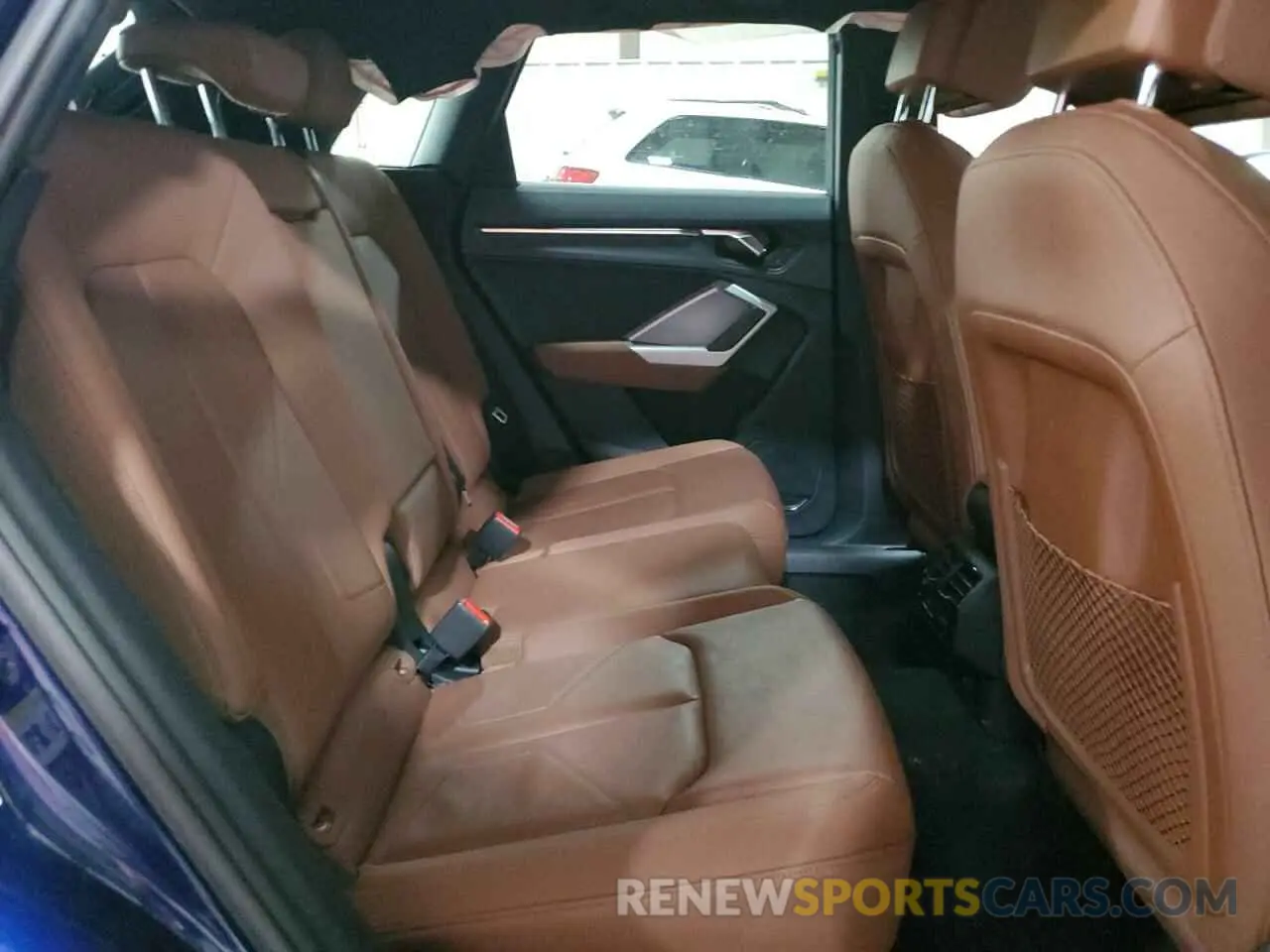 11 Photograph of a damaged car WA1EECF38M1026642 AUDI Q3 2021