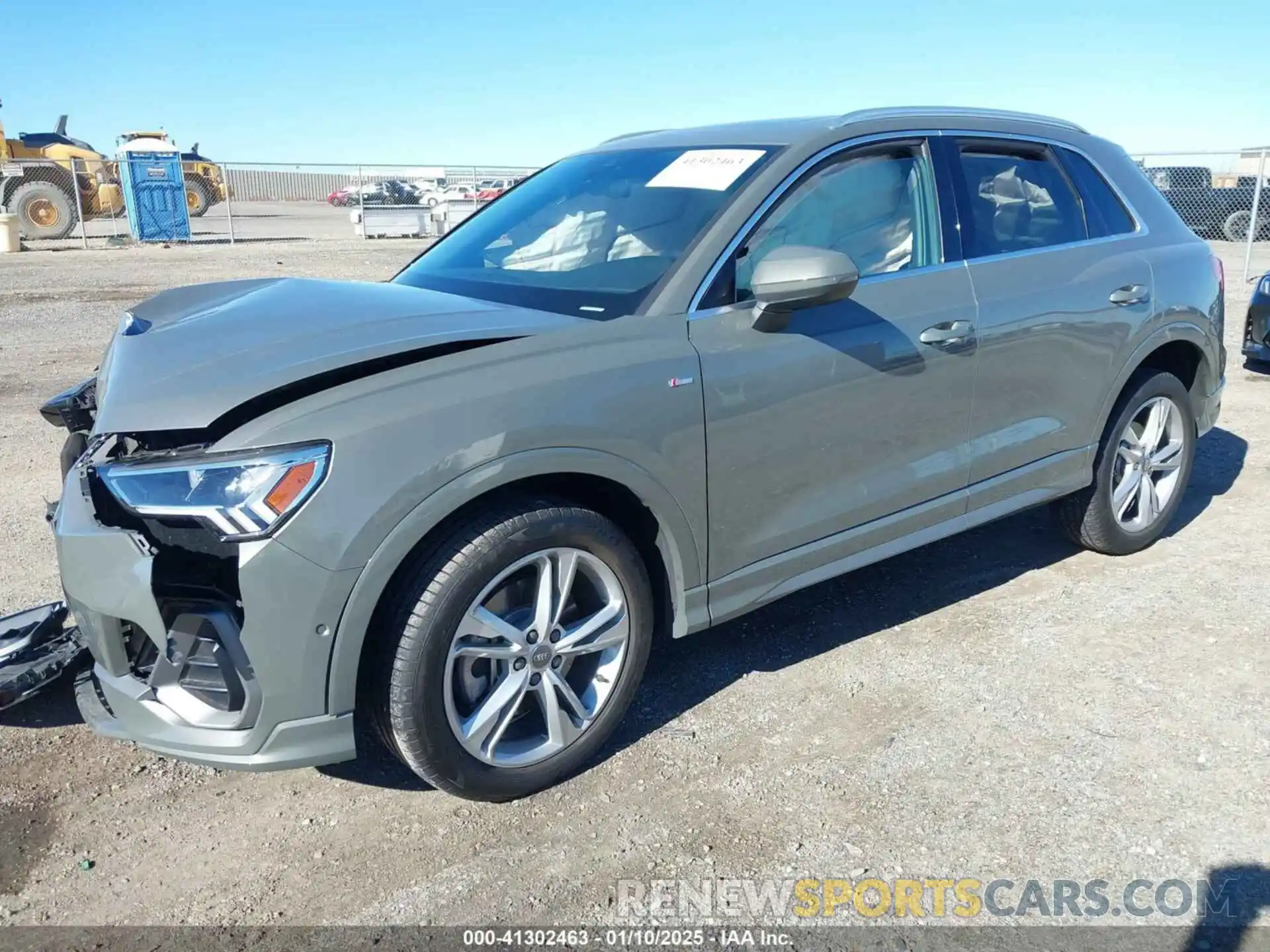 2 Photograph of a damaged car WA1EECF39M1010644 AUDI Q3 2021