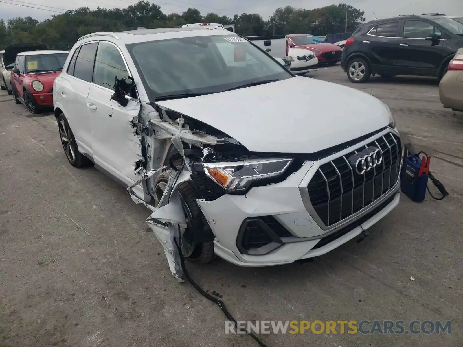 1 Photograph of a damaged car WA1EECF39M1050481 AUDI Q3 2021