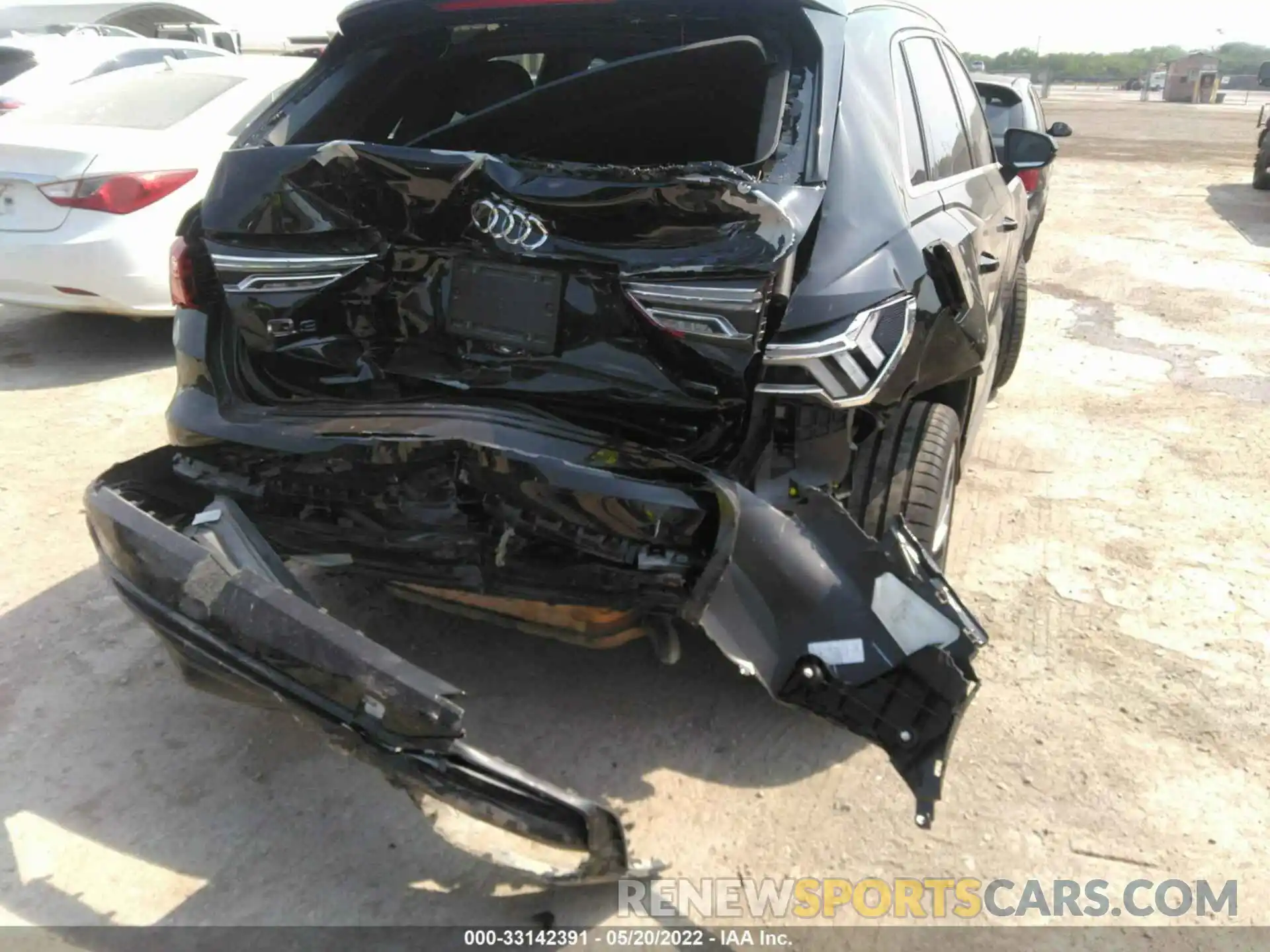 6 Photograph of a damaged car WA1EECF39M1053378 AUDI Q3 2021