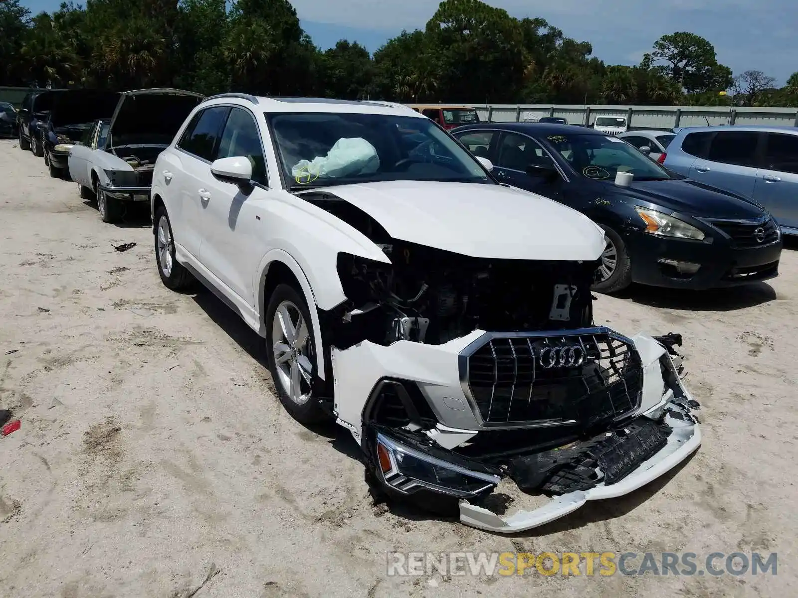 9 Photograph of a damaged car WA1EECF3XM1047444 AUDI Q3 2021