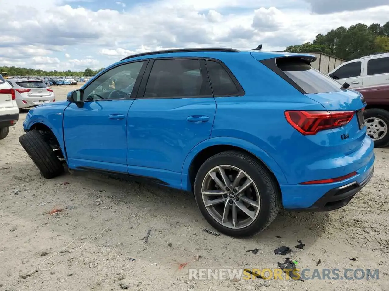 2 Photograph of a damaged car WA1EECF3XM1148967 AUDI Q3 2021