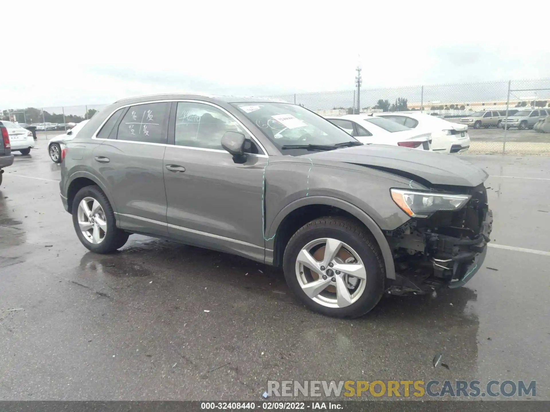 1 Photograph of a damaged car WA1AUCF30N1001625 AUDI Q3 2022