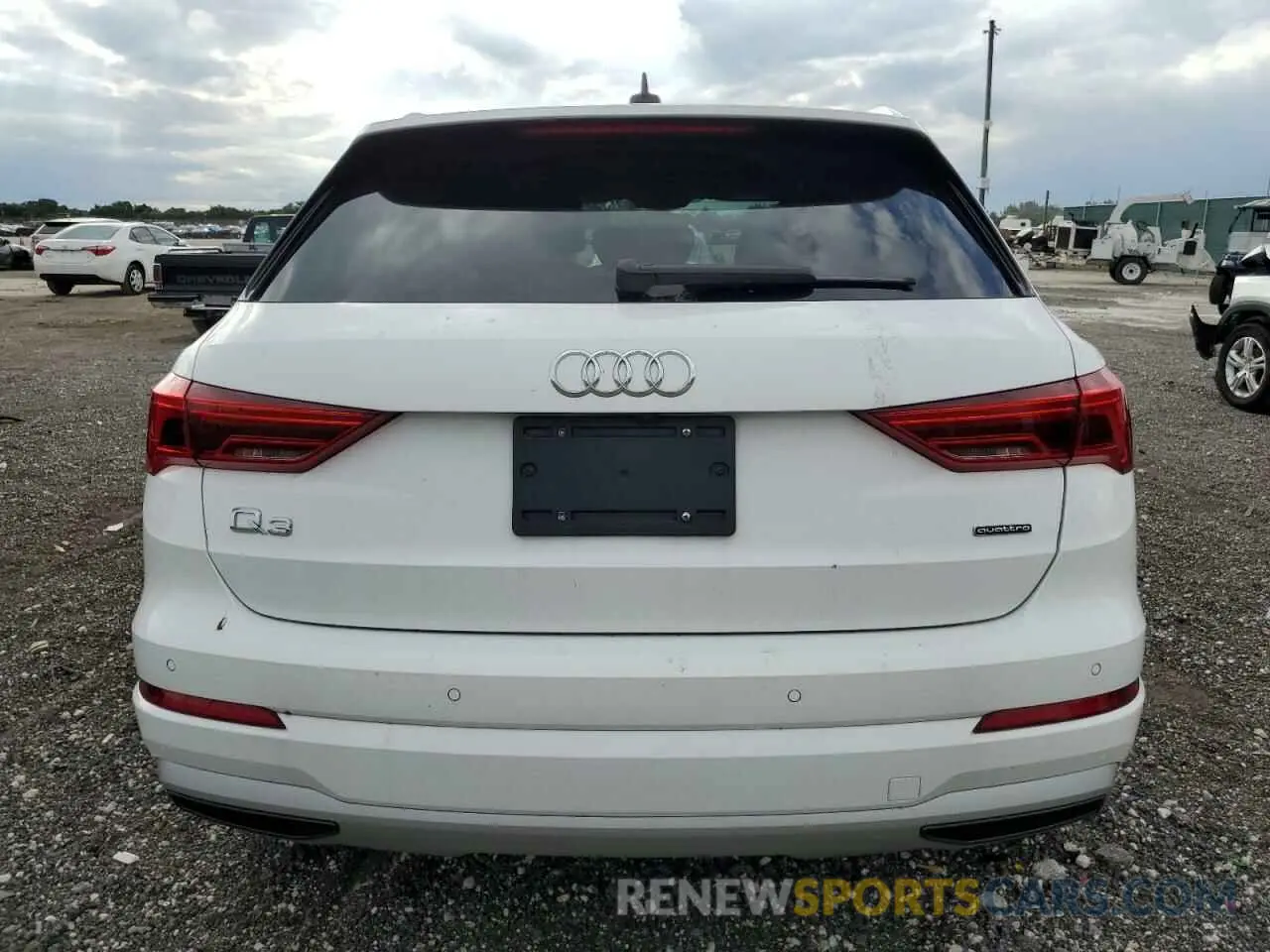 6 Photograph of a damaged car WA1AUCF30N1122218 AUDI Q3 2022