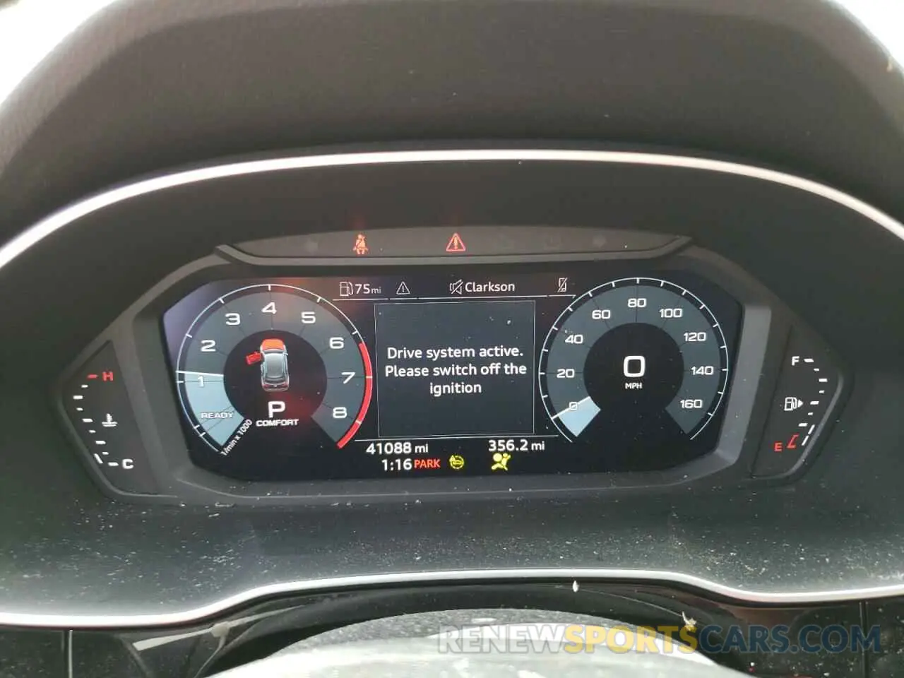 9 Photograph of a damaged car WA1AUCF31N1040787 AUDI Q3 2022