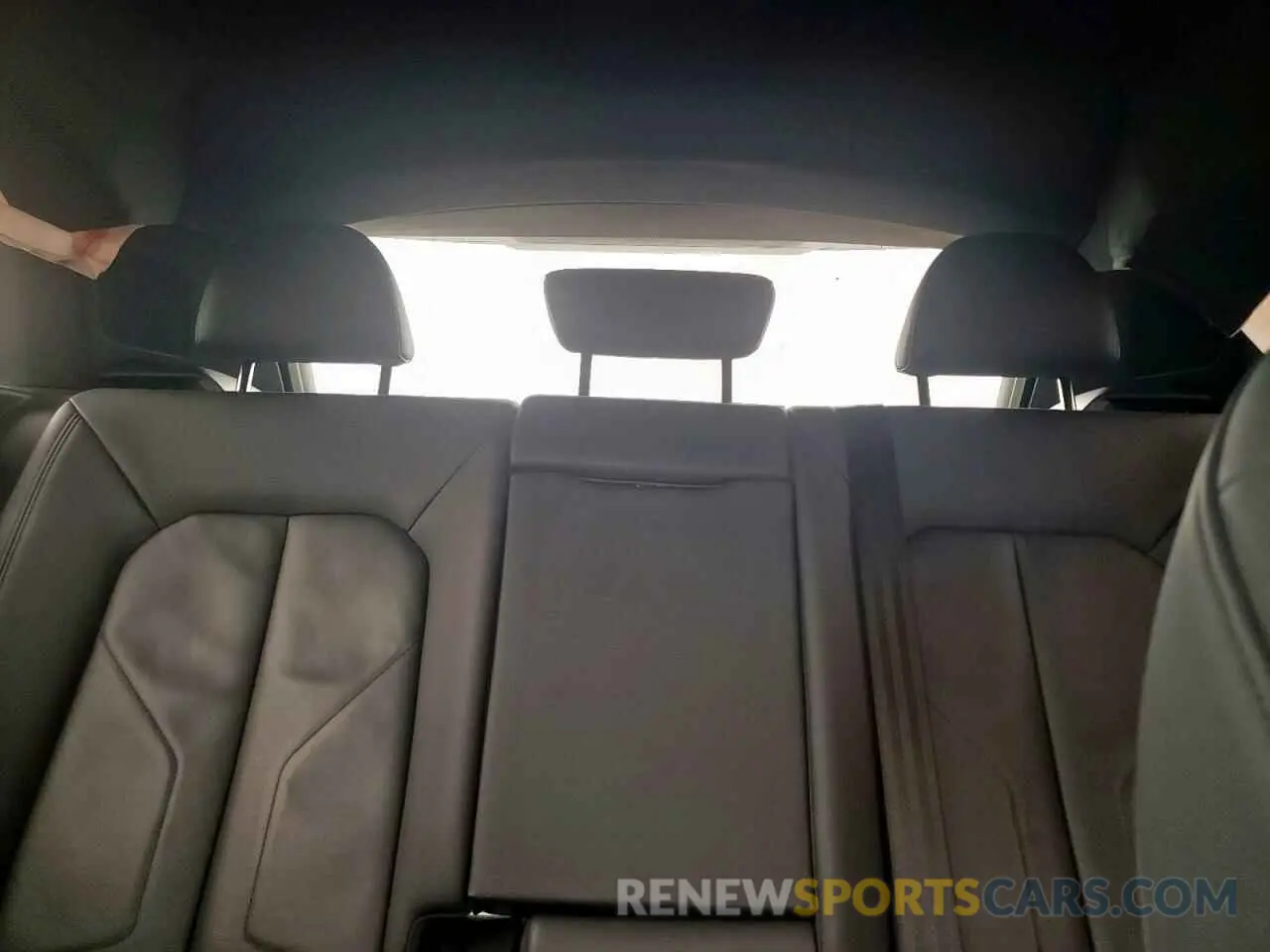 10 Photograph of a damaged car WA1AUCF31N1121658 AUDI Q3 2022