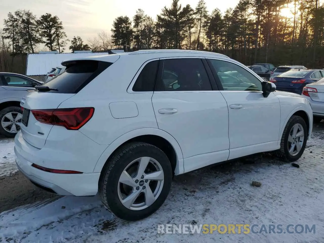 3 Photograph of a damaged car WA1AUCF32N1002159 AUDI Q3 2022