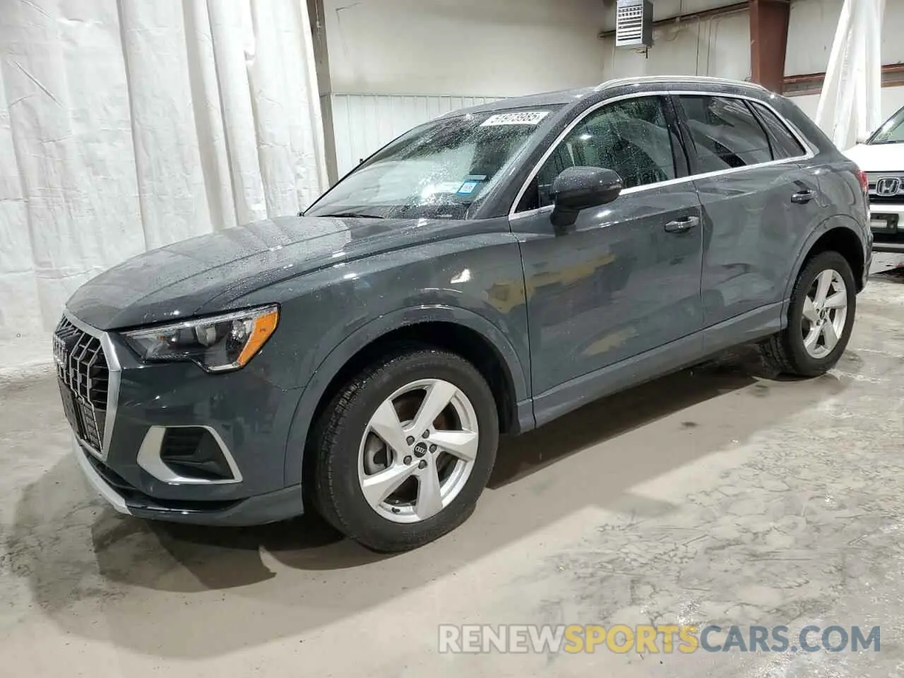 1 Photograph of a damaged car WA1AUCF33N1002302 AUDI Q3 2022
