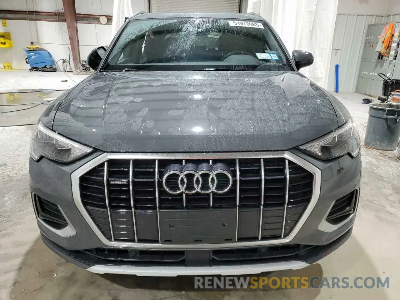 5 Photograph of a damaged car WA1AUCF33N1002302 AUDI Q3 2022