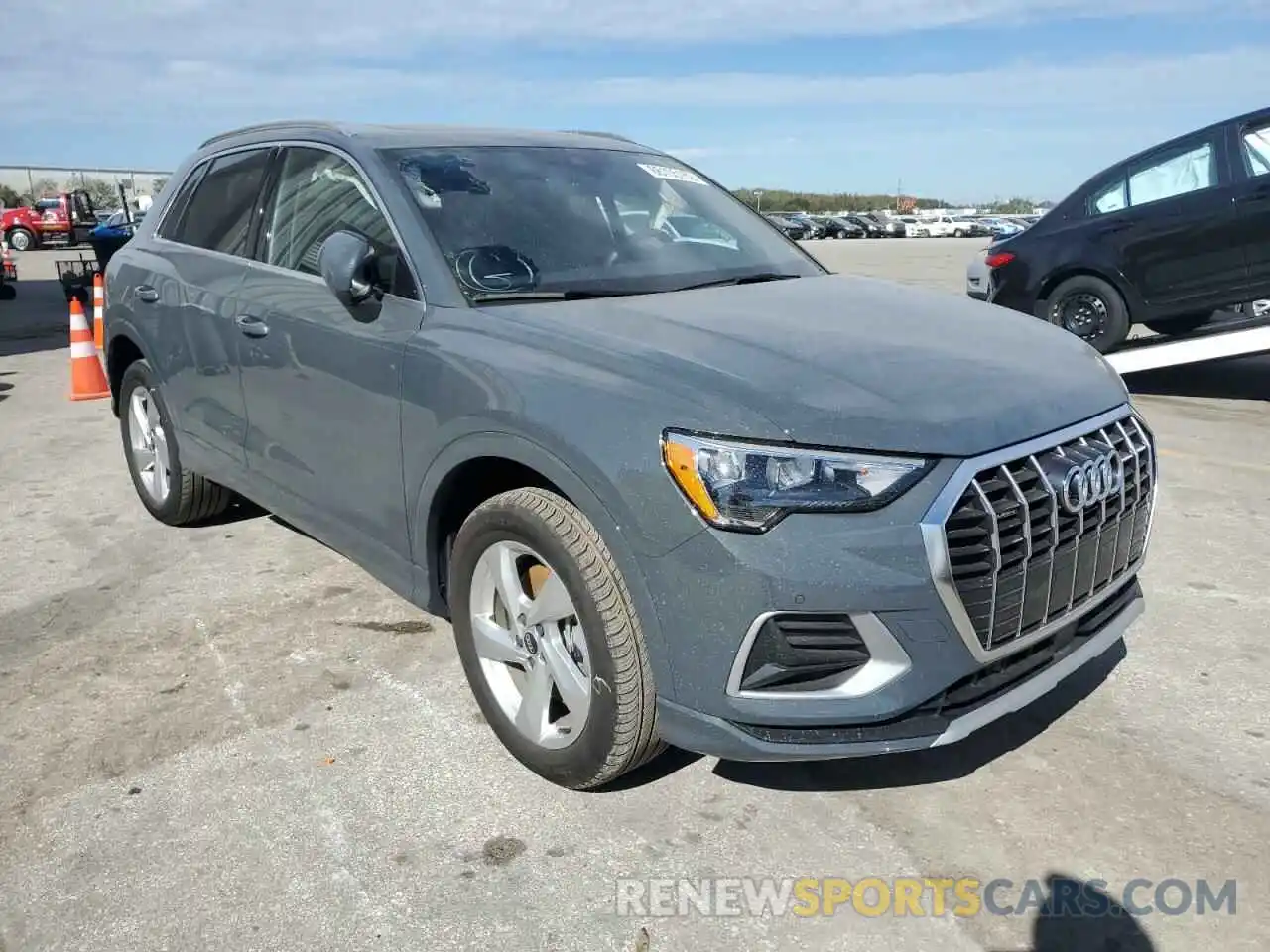 4 Photograph of a damaged car WA1AUCF34N1002552 AUDI Q3 2022