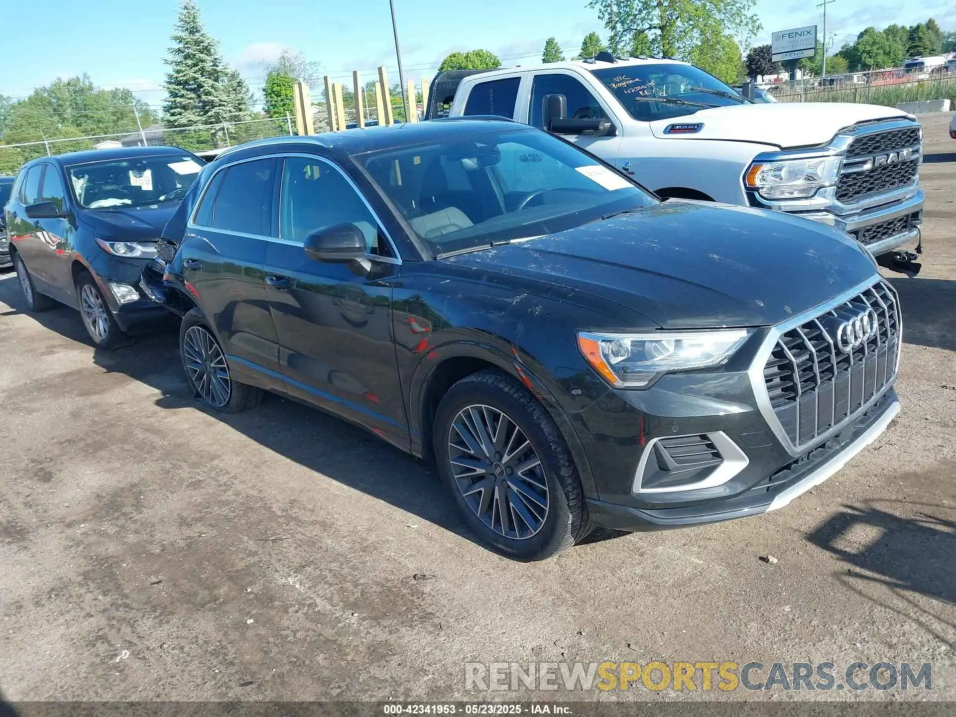 1 Photograph of a damaged car WA1AUCF34N1016242 AUDI Q3 2022