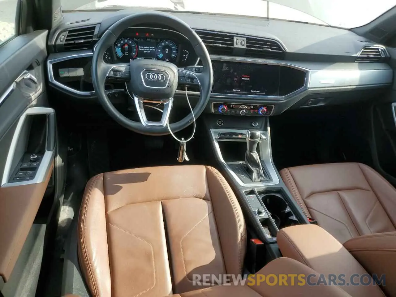 8 Photograph of a damaged car WA1AUCF35N1004455 AUDI Q3 2022