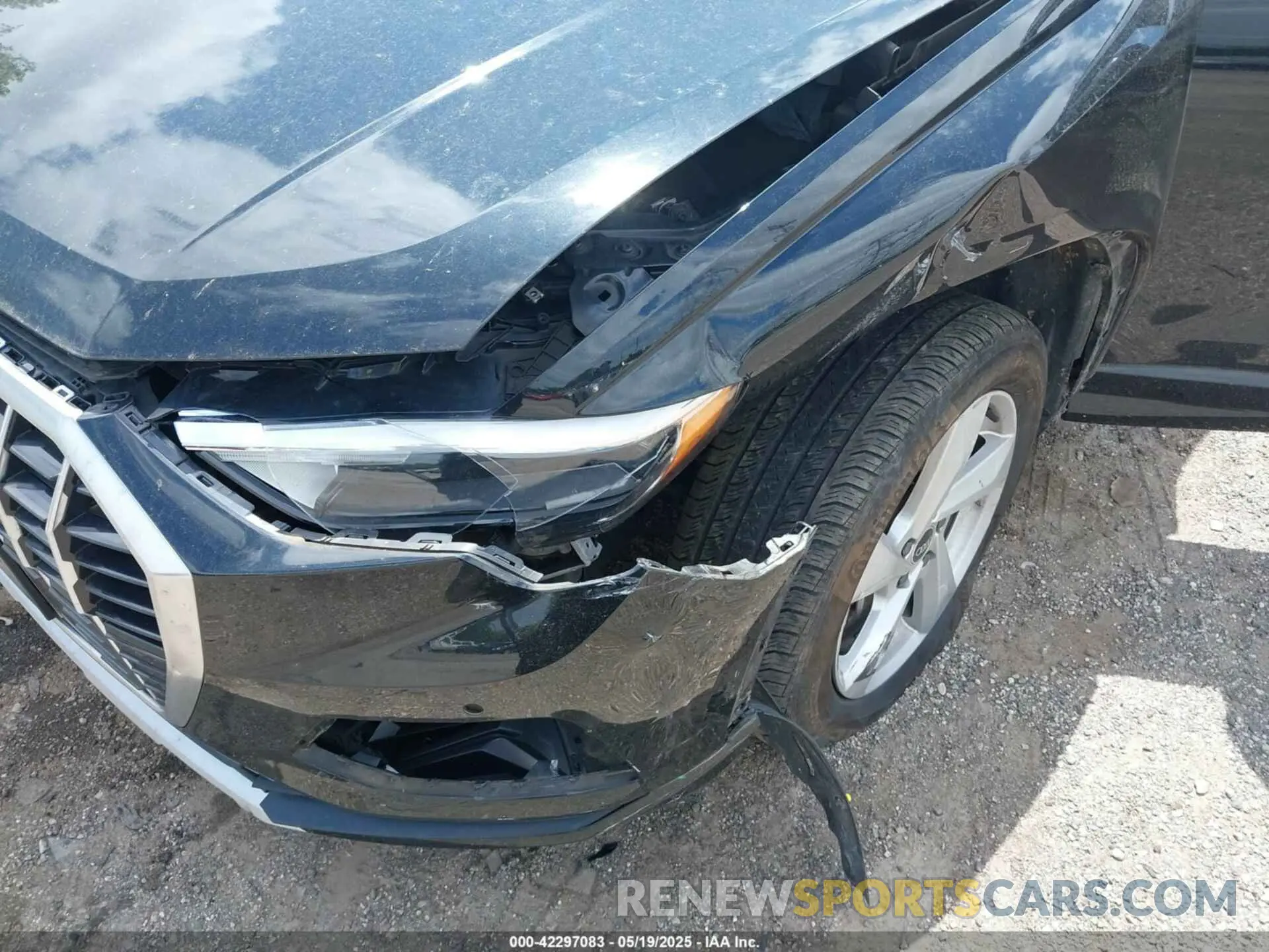 6 Photograph of a damaged car WA1AUCF37N1031270 AUDI Q3 2022