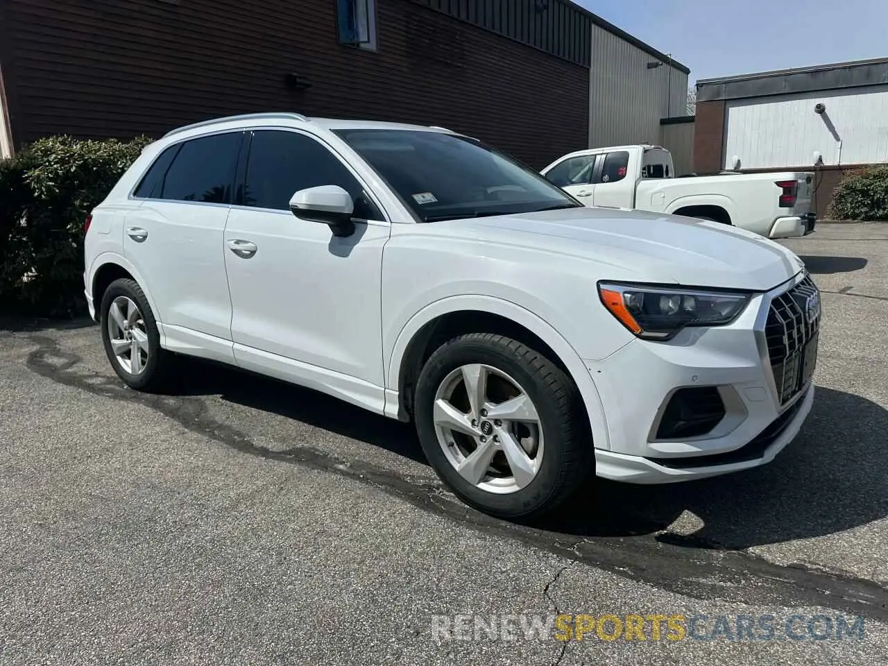 1 Photograph of a damaged car WA1AUCF38N1002697 AUDI Q3 2022