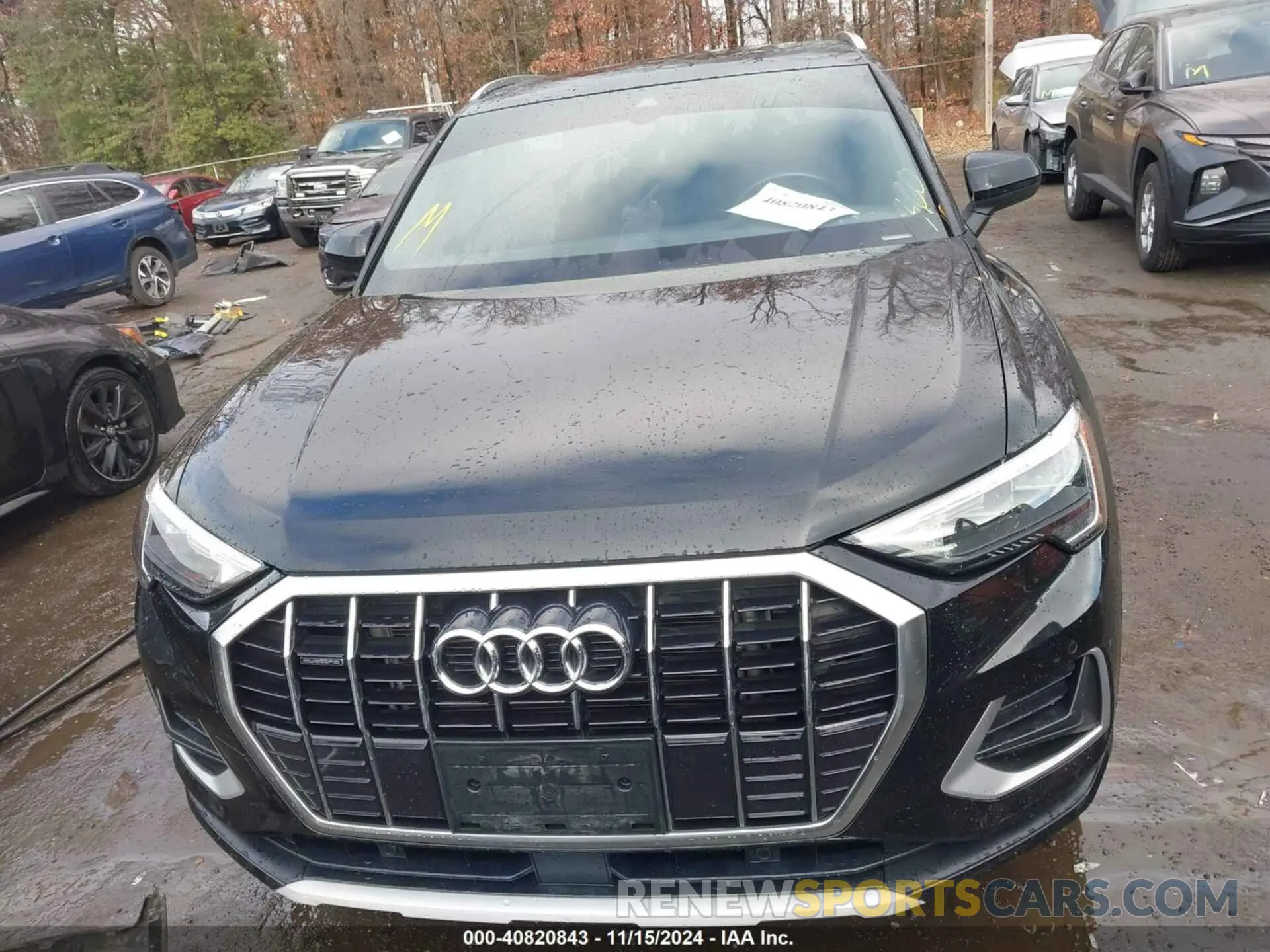 12 Photograph of a damaged car WA1AUCF39N1039256 AUDI Q3 2022