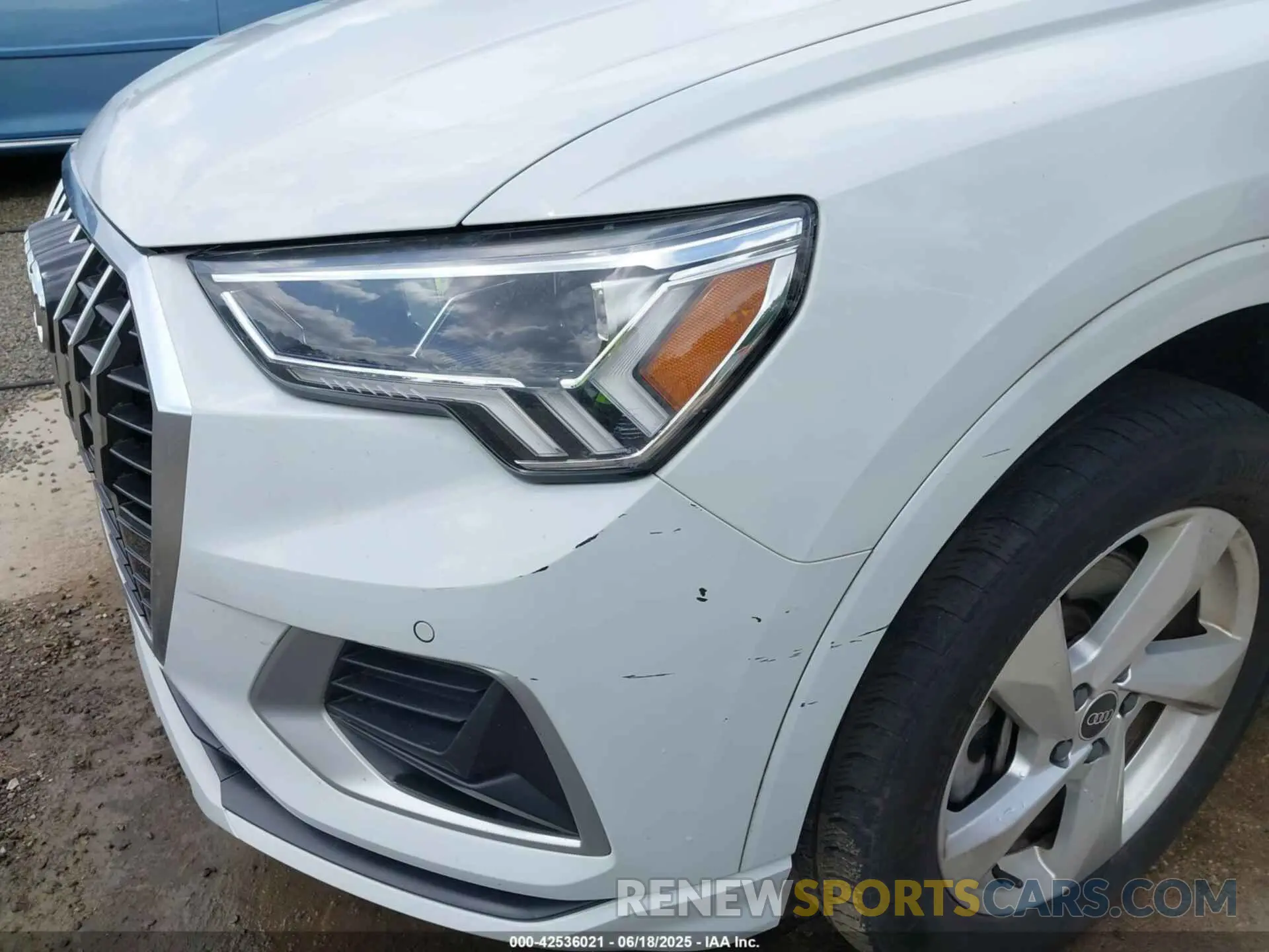 20 Photograph of a damaged car WA1BUCF36N1138119 AUDI Q3 2022